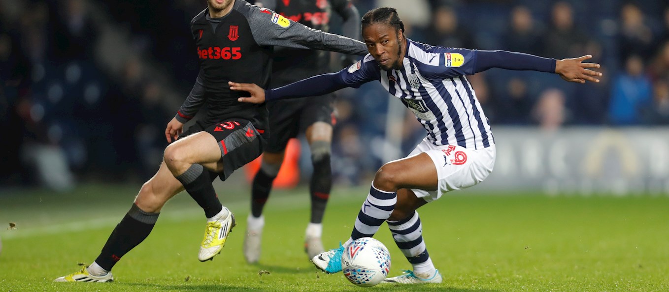 2020_02_07 Romaine Sawyers v Stoke.jpg