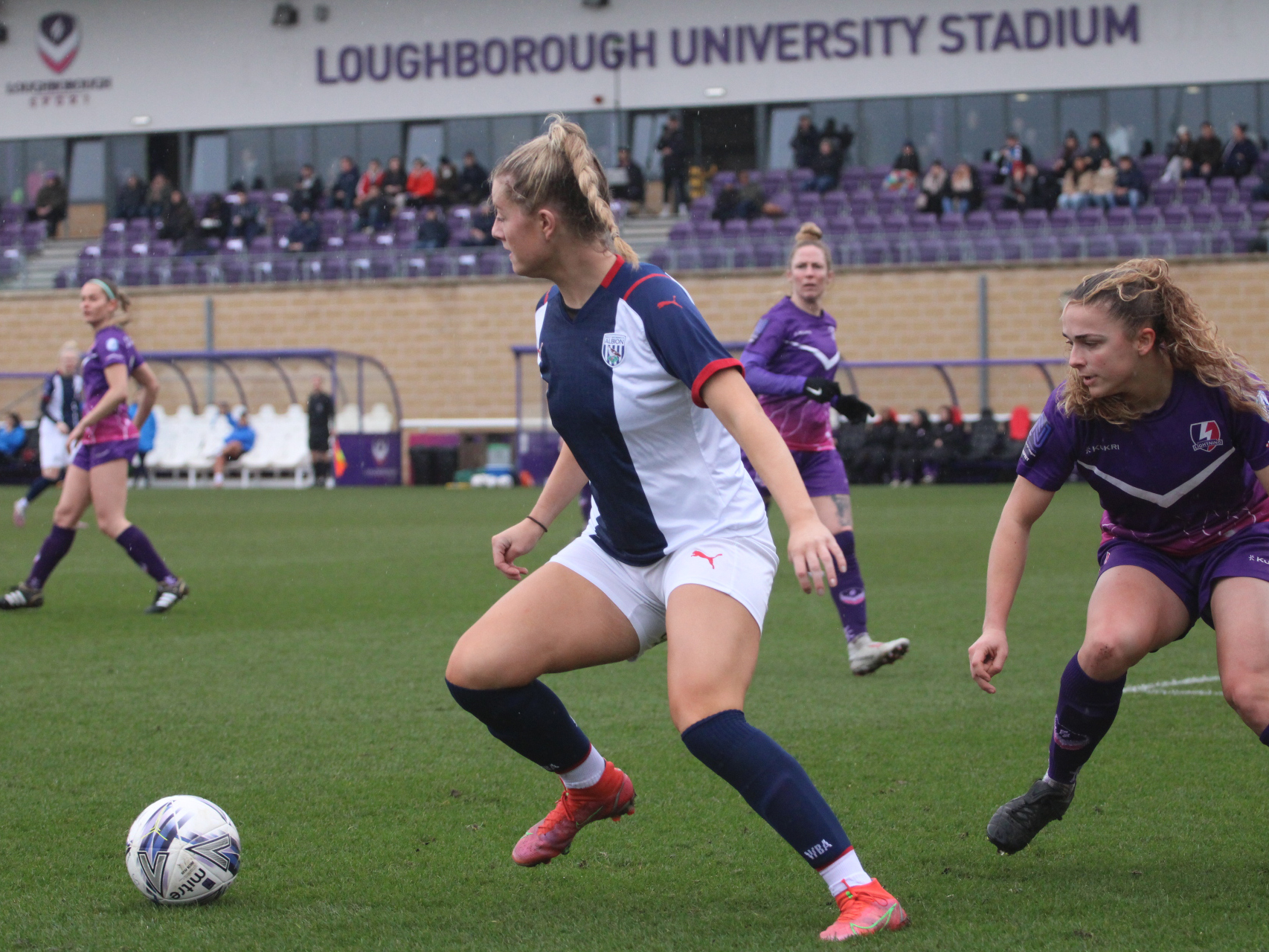 Albion suffered a late defeat to Loughborough Lightning at the Loughborough University Stadium on Sunday afternoon