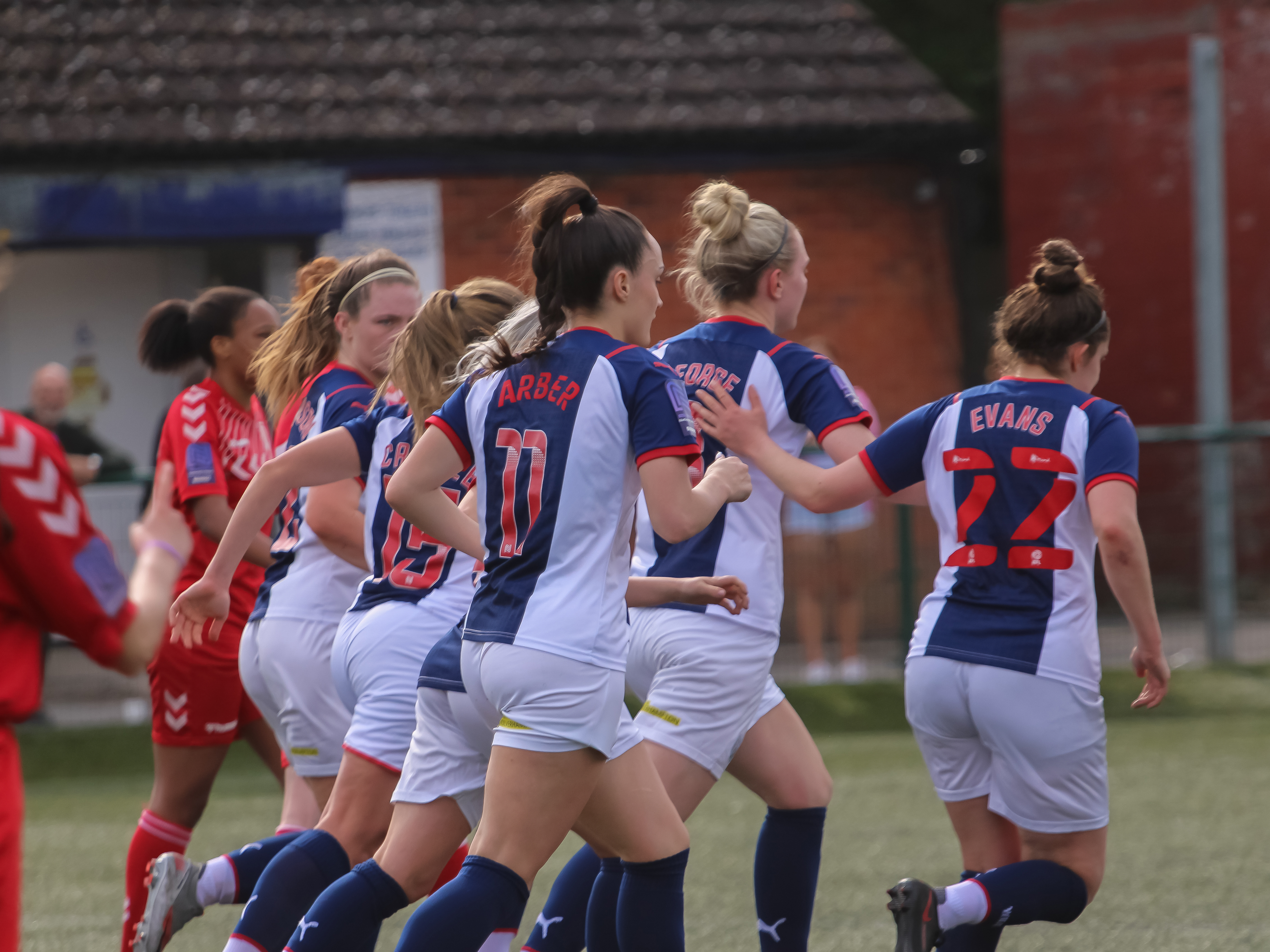Hannah George’s stoppage time equaliser earned Albion Women a 1-1 draw with Middlesbrough on Sunday