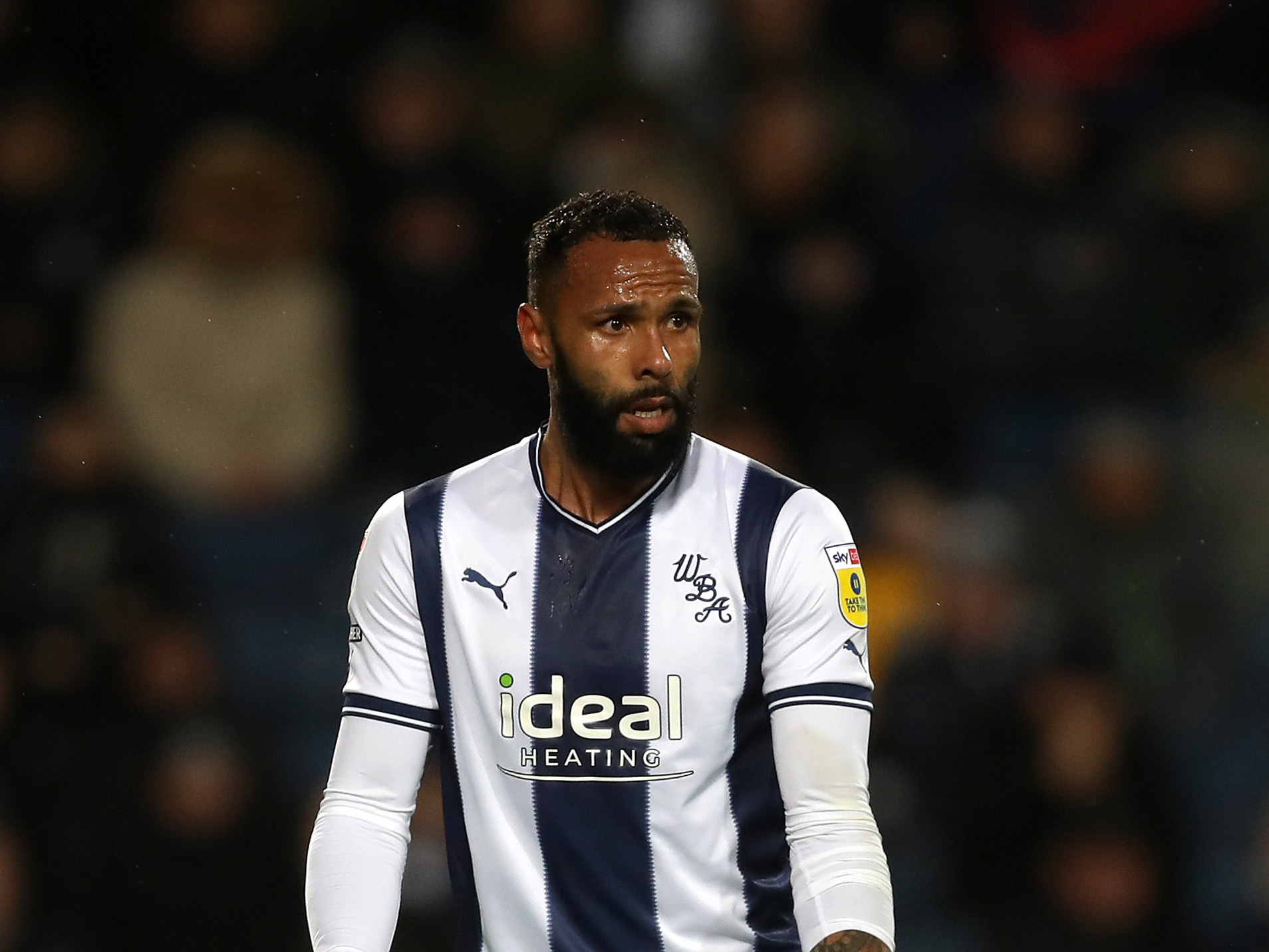 Kyle Bartley in the 2022/23 home kit