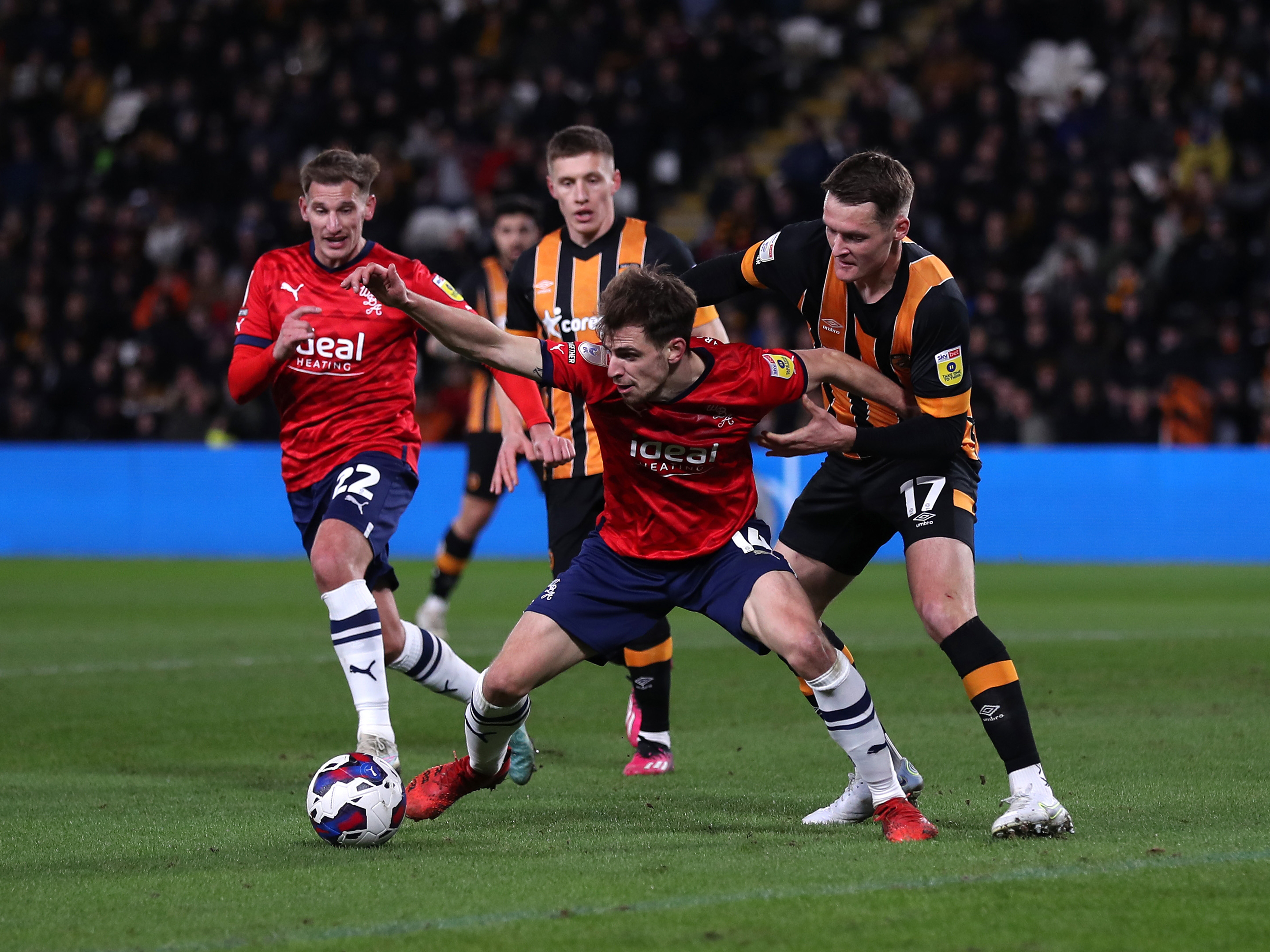 An image of Jayson Molumby and Marc Albrighton in action against Hull City