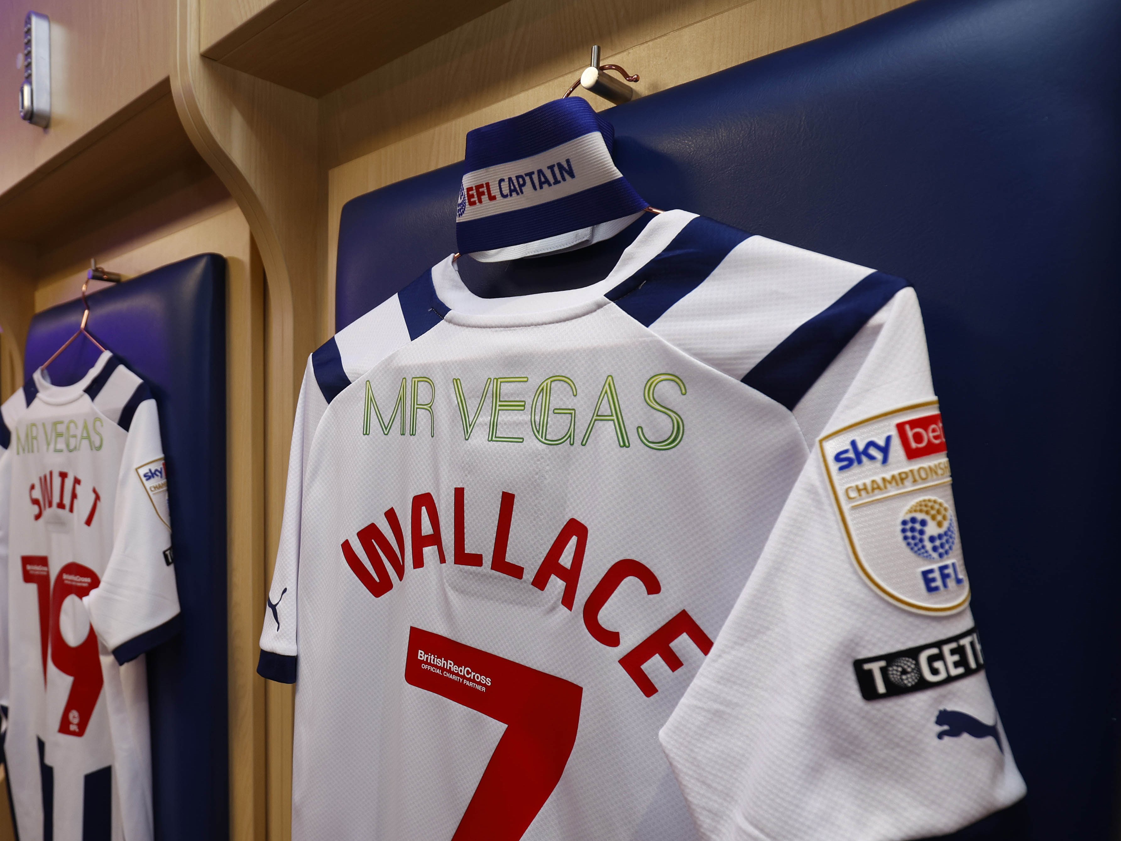 Jed Wallace's shirt and armband with Mr Vegas branding on