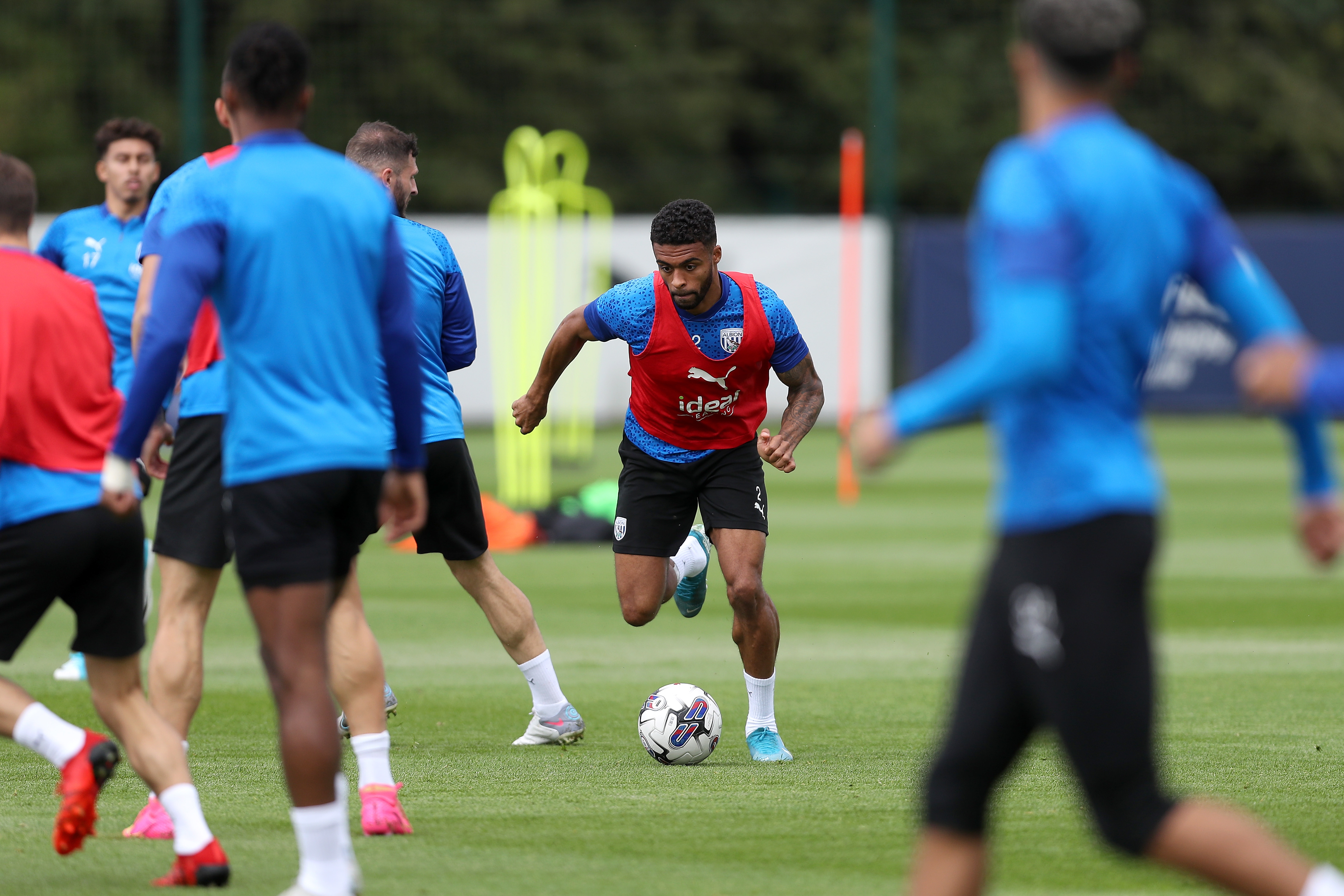 Darnell Furlong on the ball in training 