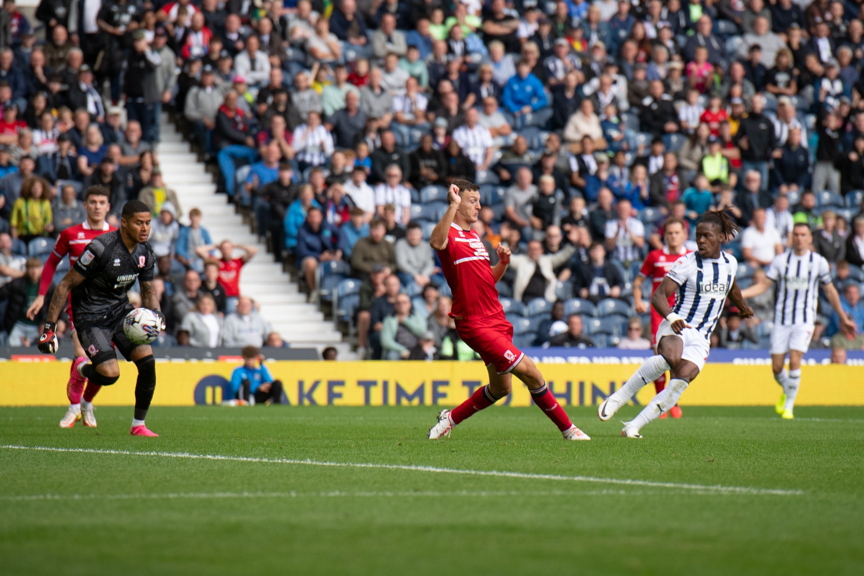 Brandon Thomas-Asante shoots against Middlesbrough