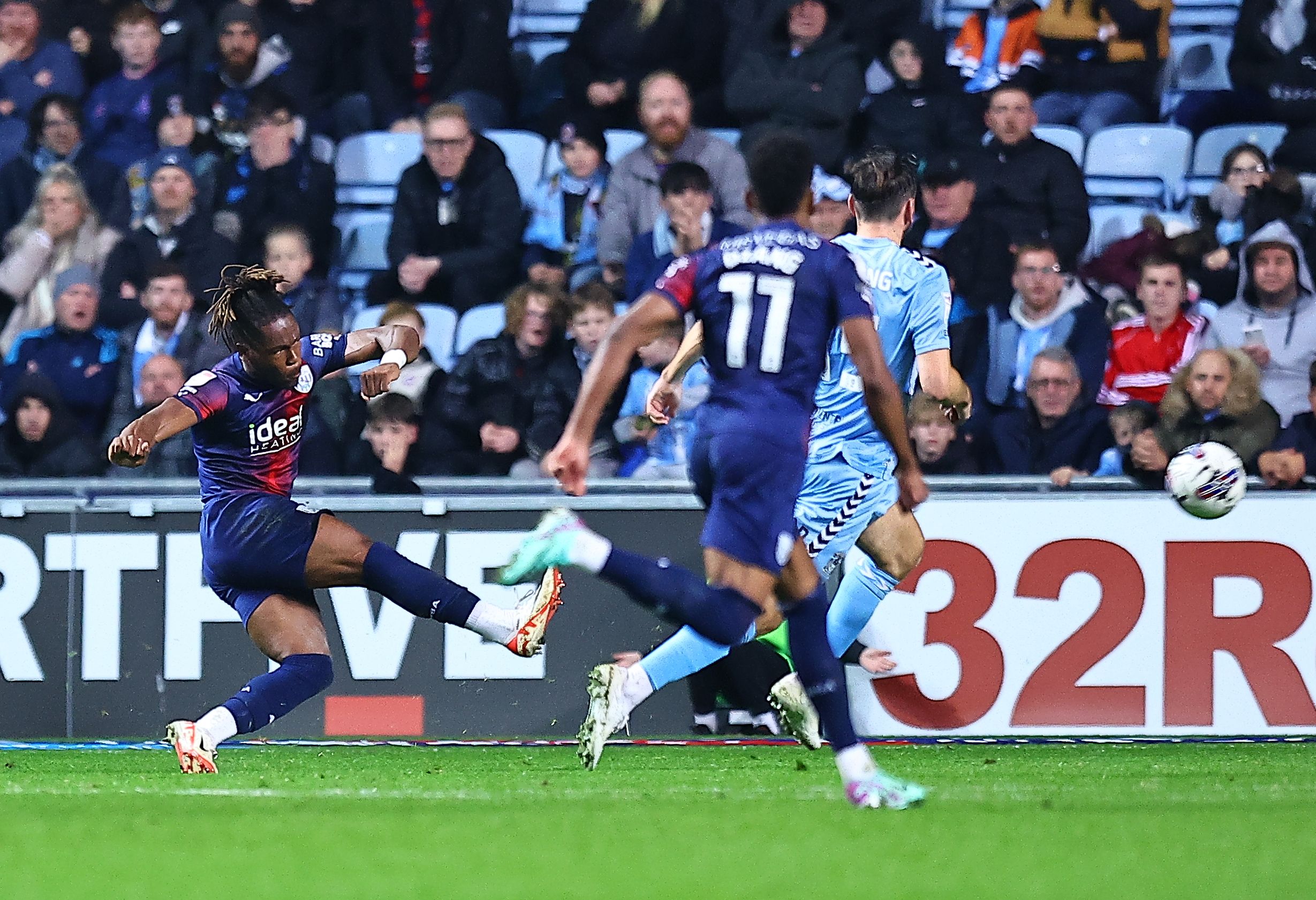 Brandon Thomas-Asante shoots towards goal against Coventry City