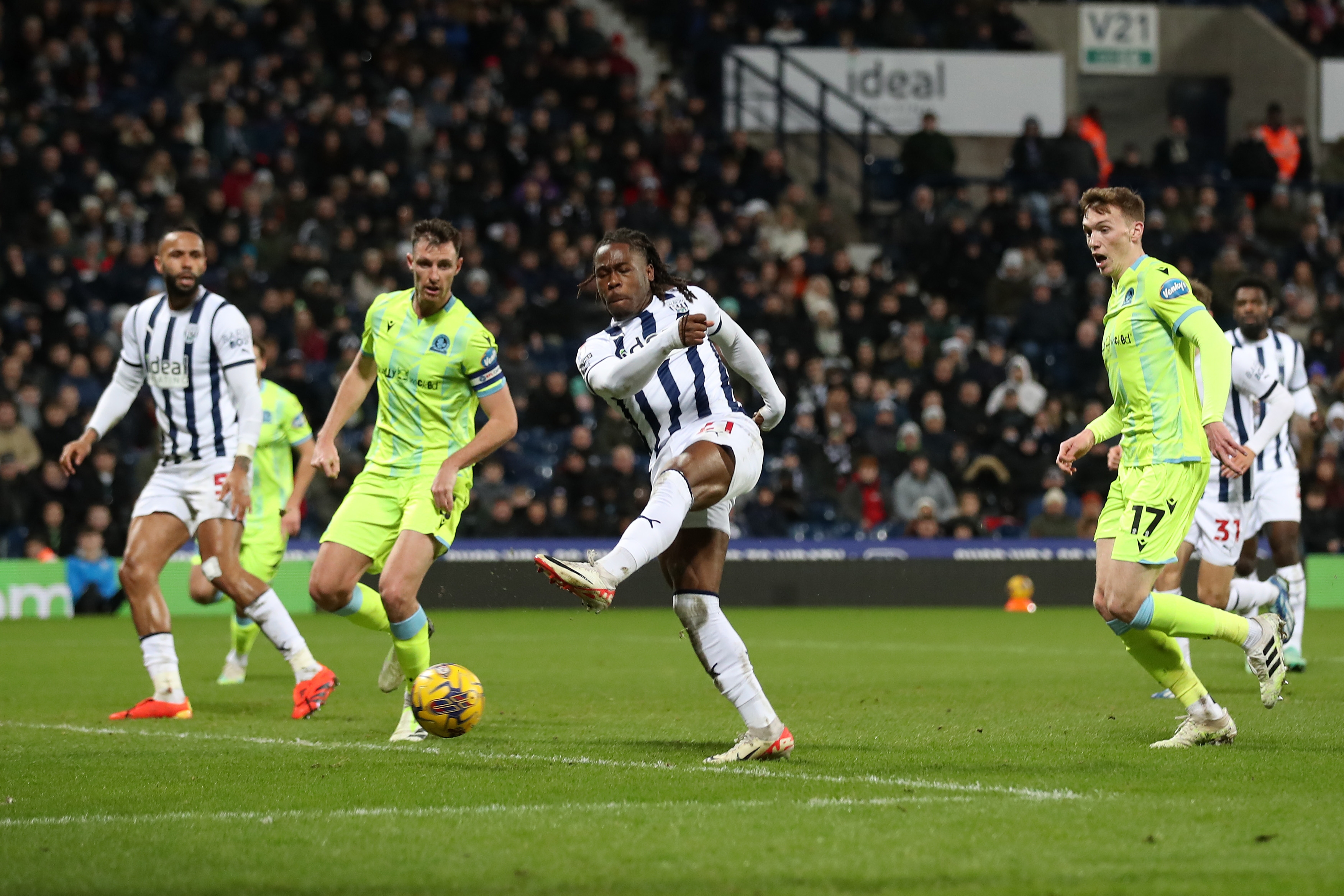 Brandon Thomas-Asante shoots and scores against Blackburn