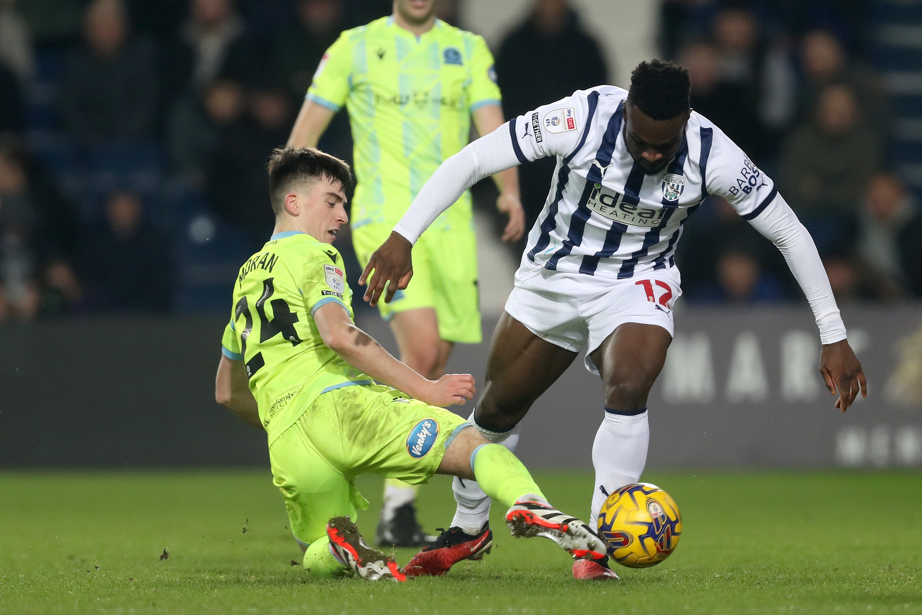 Daryl Dike on the ball against Blackburn