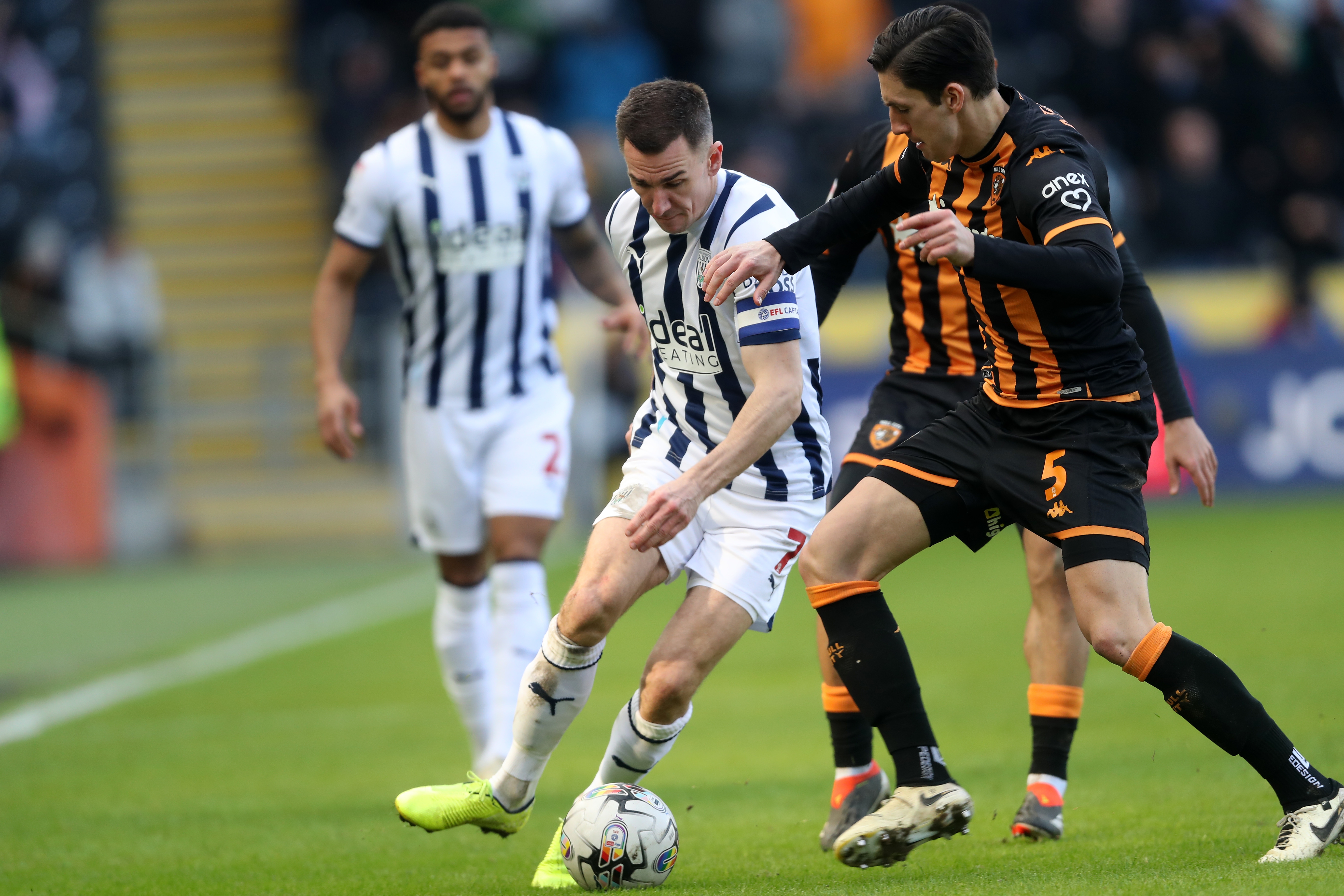 Jed Wallace on the ball against Hull City