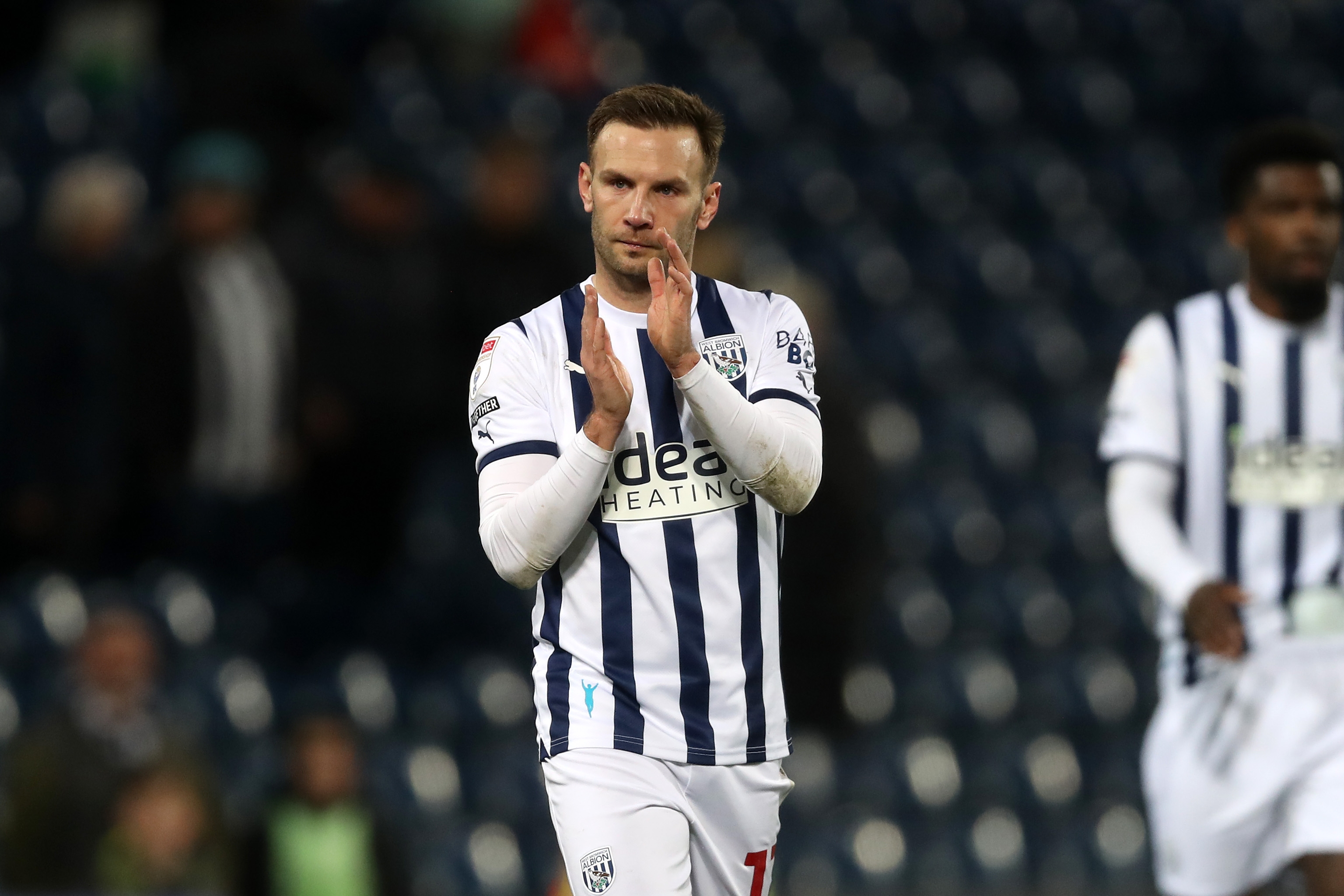 Andi Weimann applauds Albion fans after beating Cardiff 