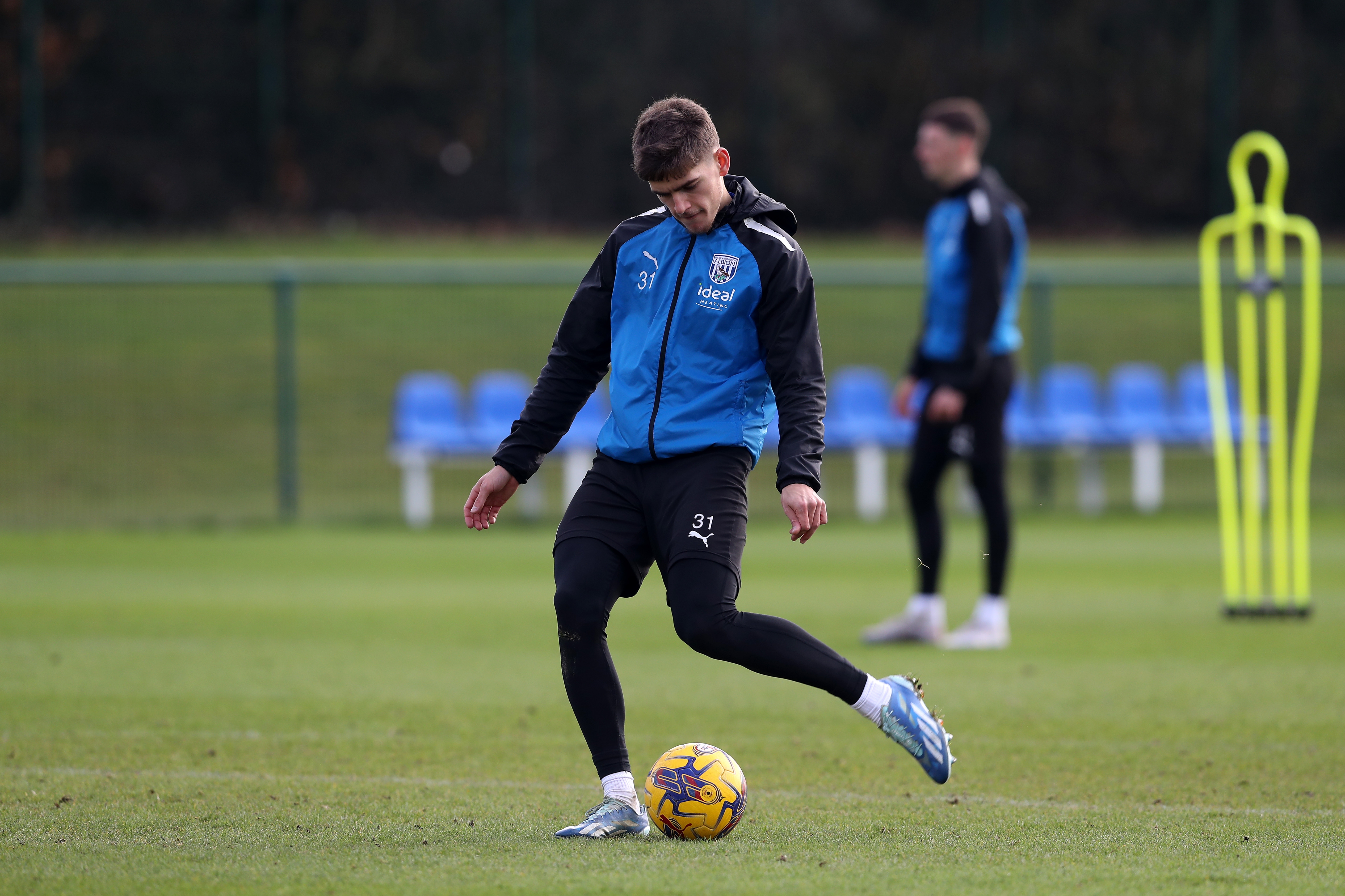 Tom Fellows on the ball in training 