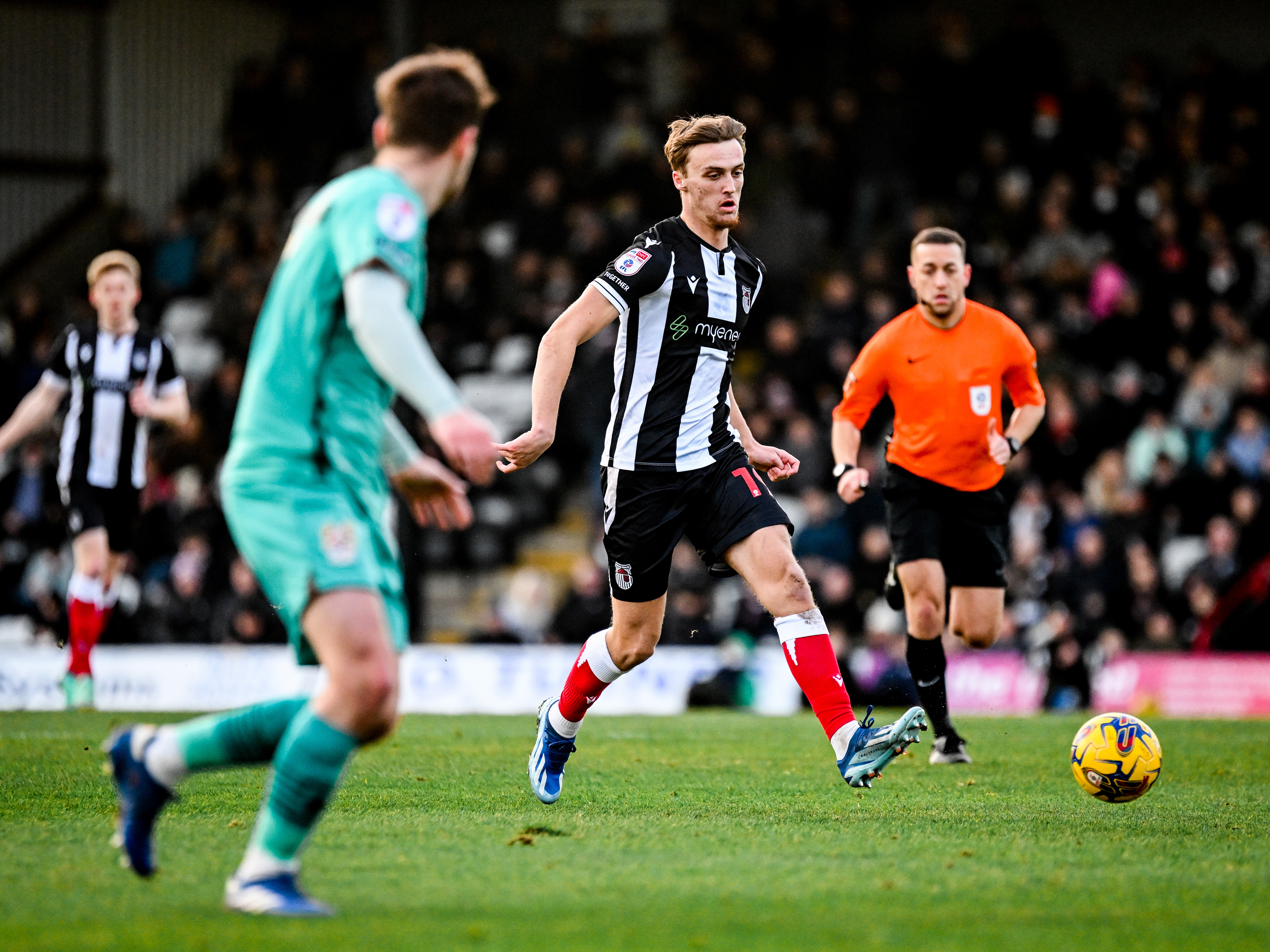 A photo of Jamie Andrews in action for loan club Grimsby Town