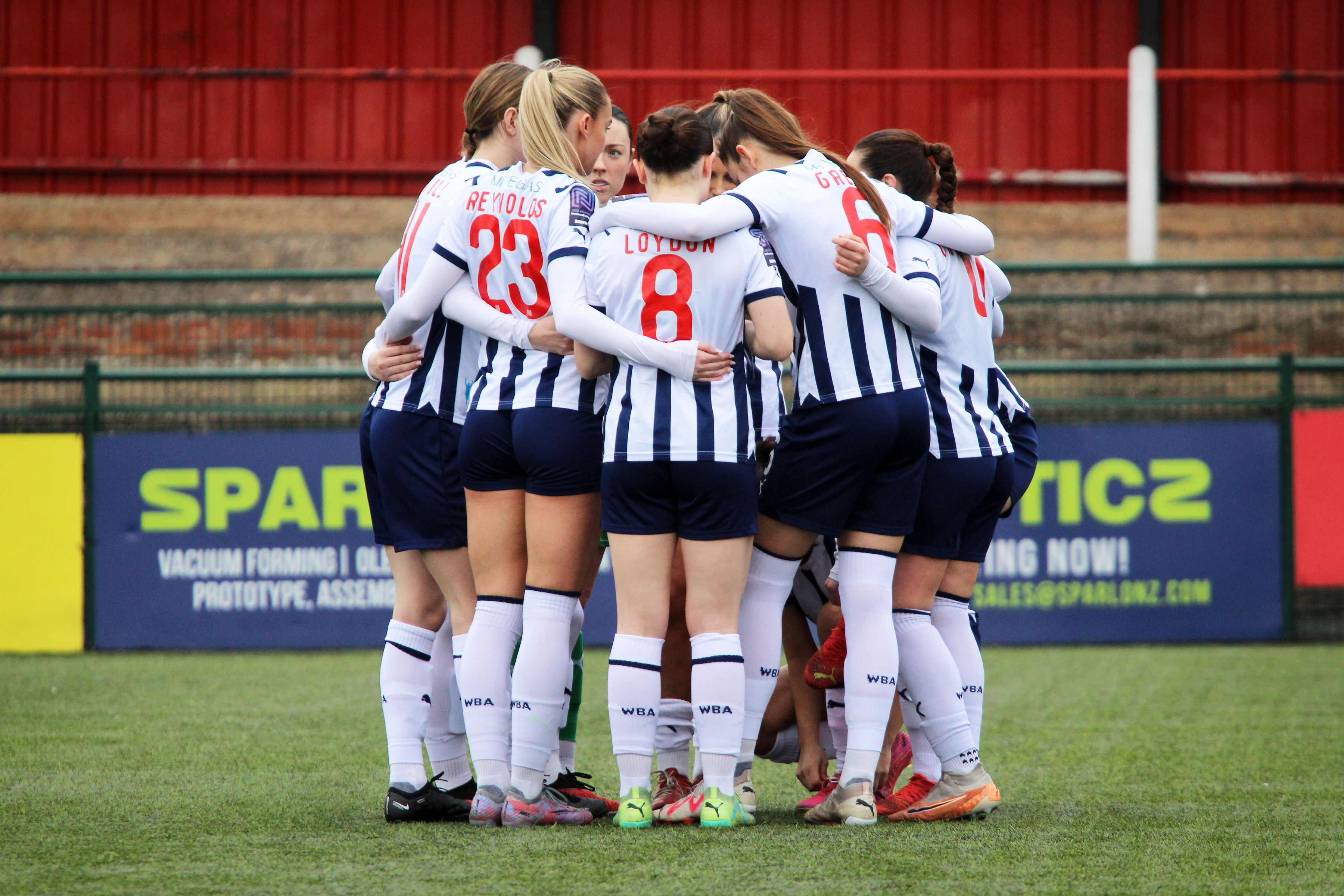 Albion Women, in home colours.