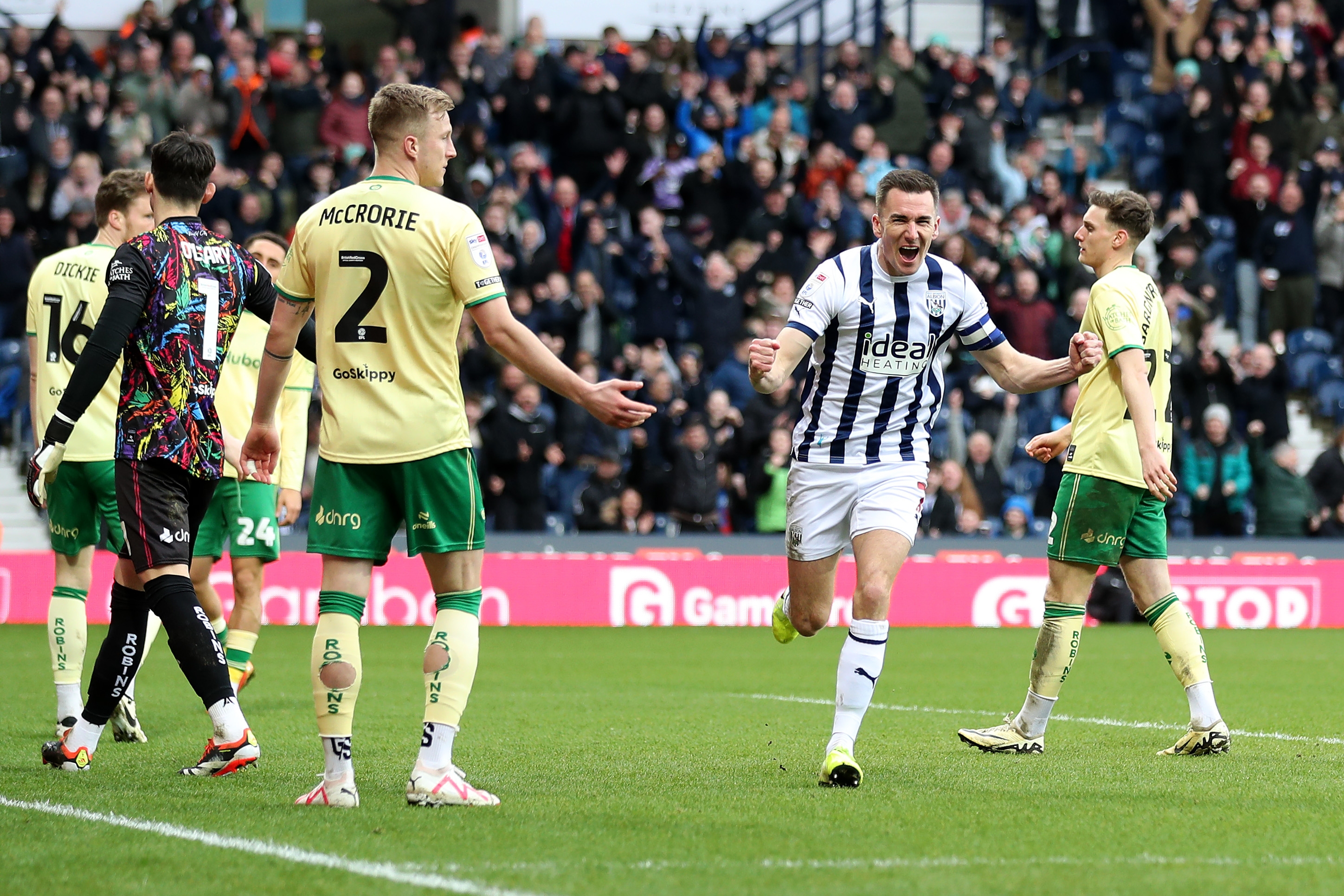Jed Wallace celebrates scoring against Bristol City