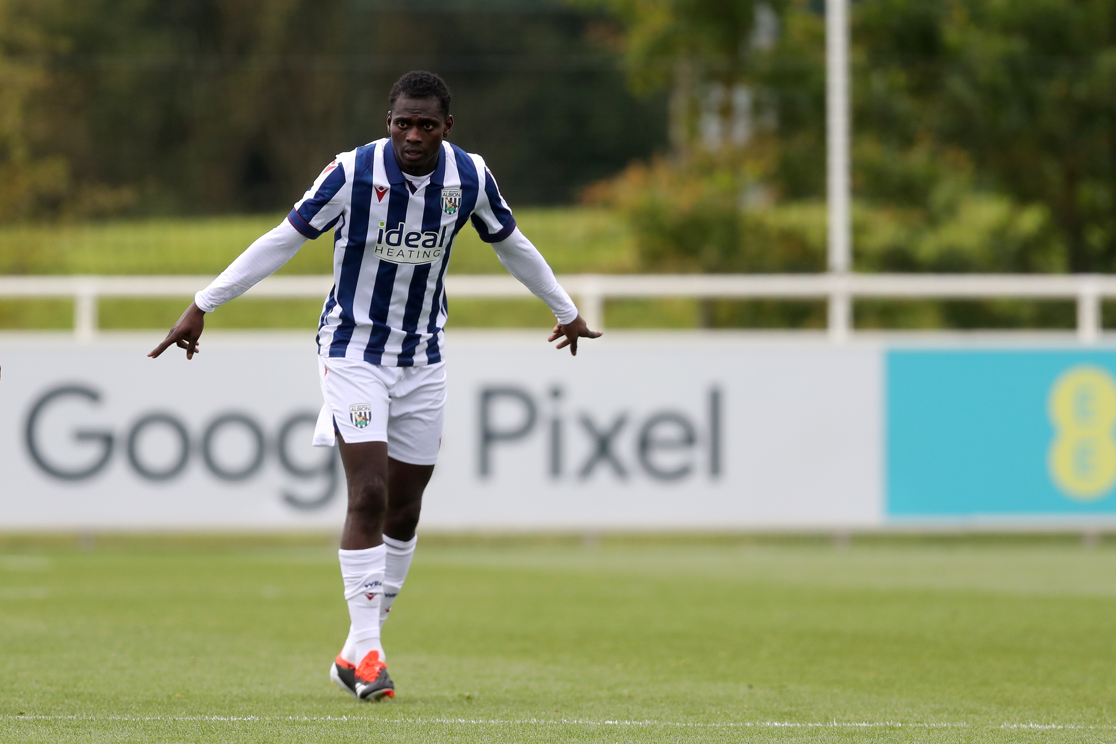 Ousmane Diakité in action against Bolton 