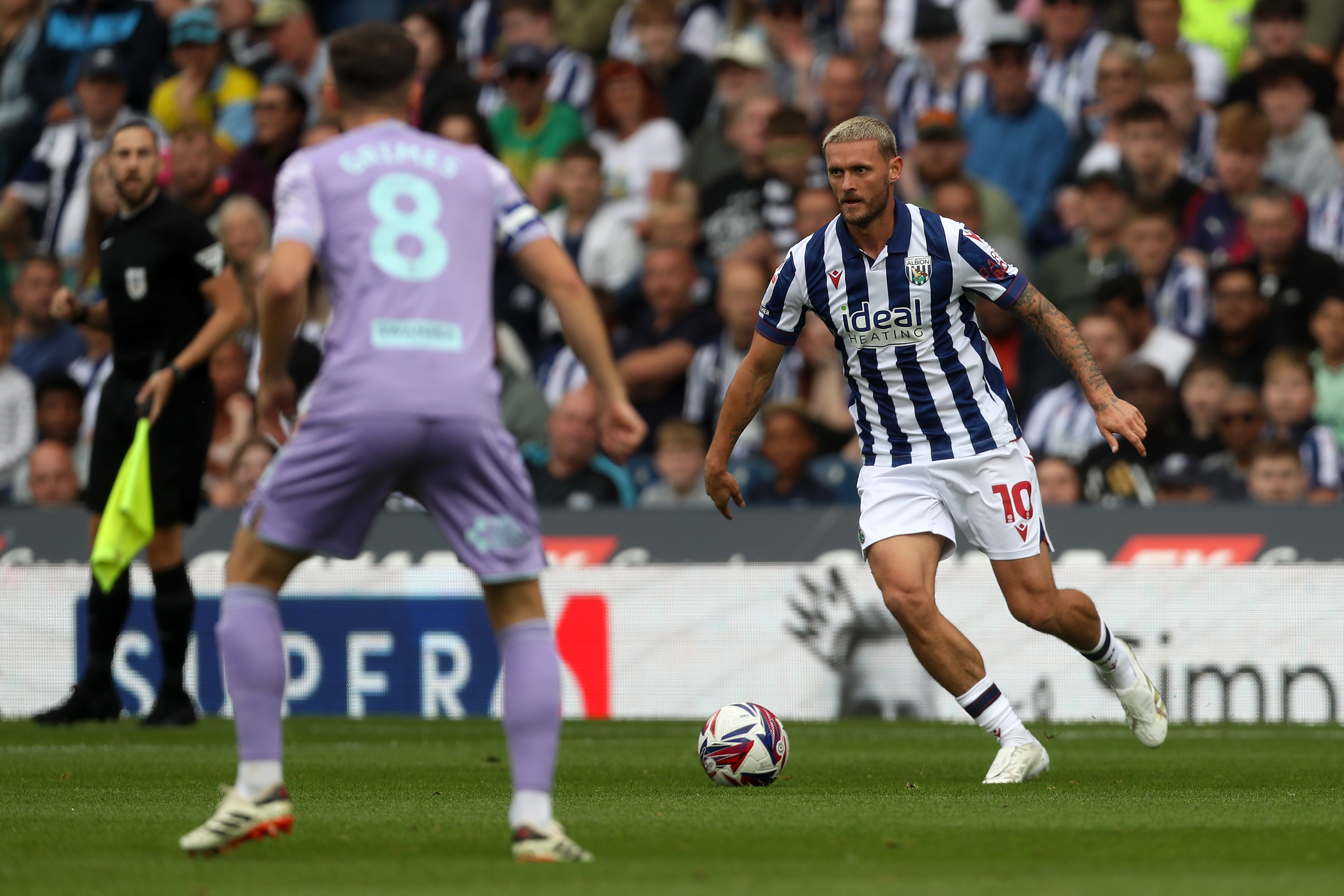 John Swift on the ball against Swansea 