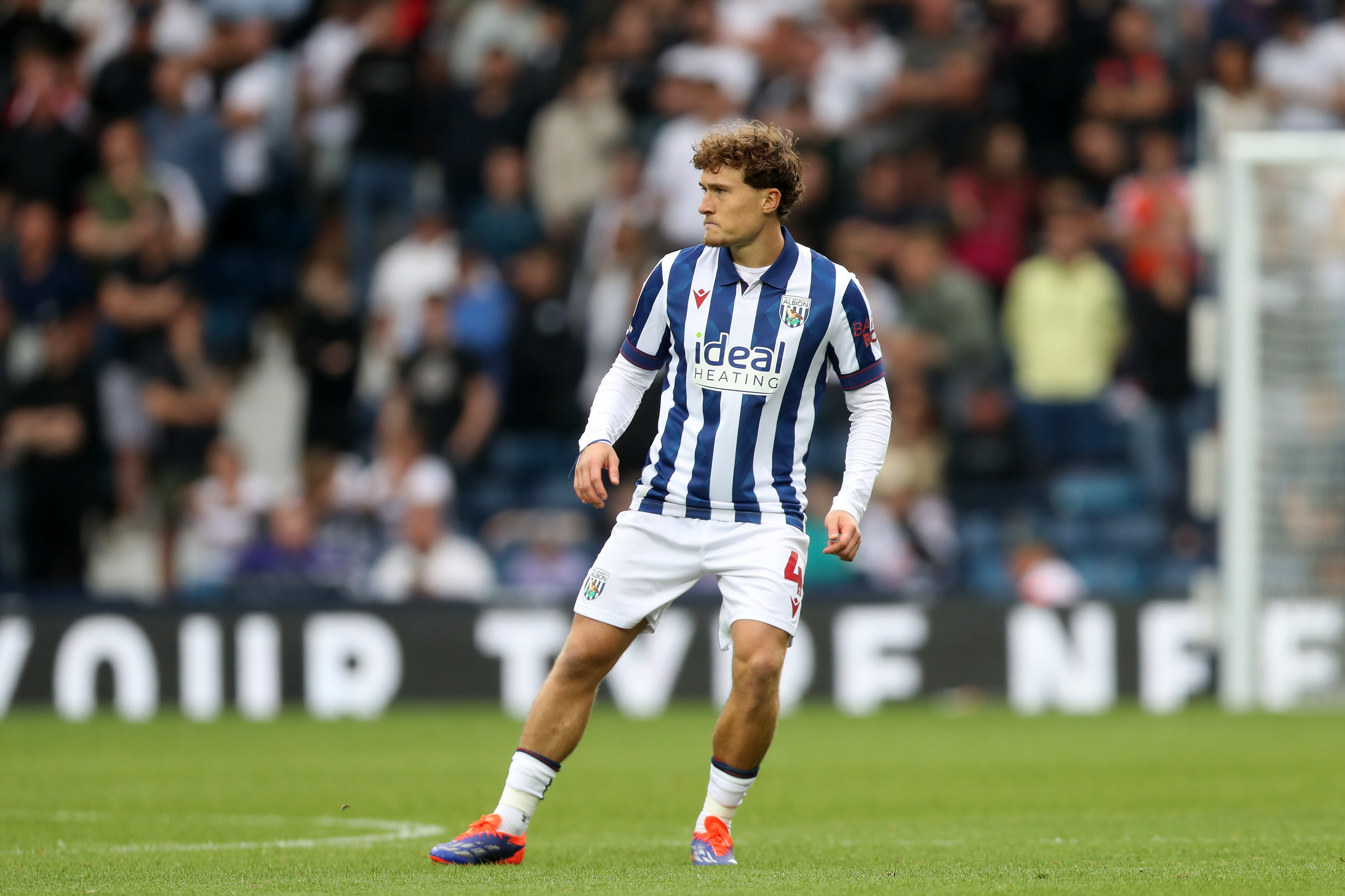 Callum Styles in action against Swansea 