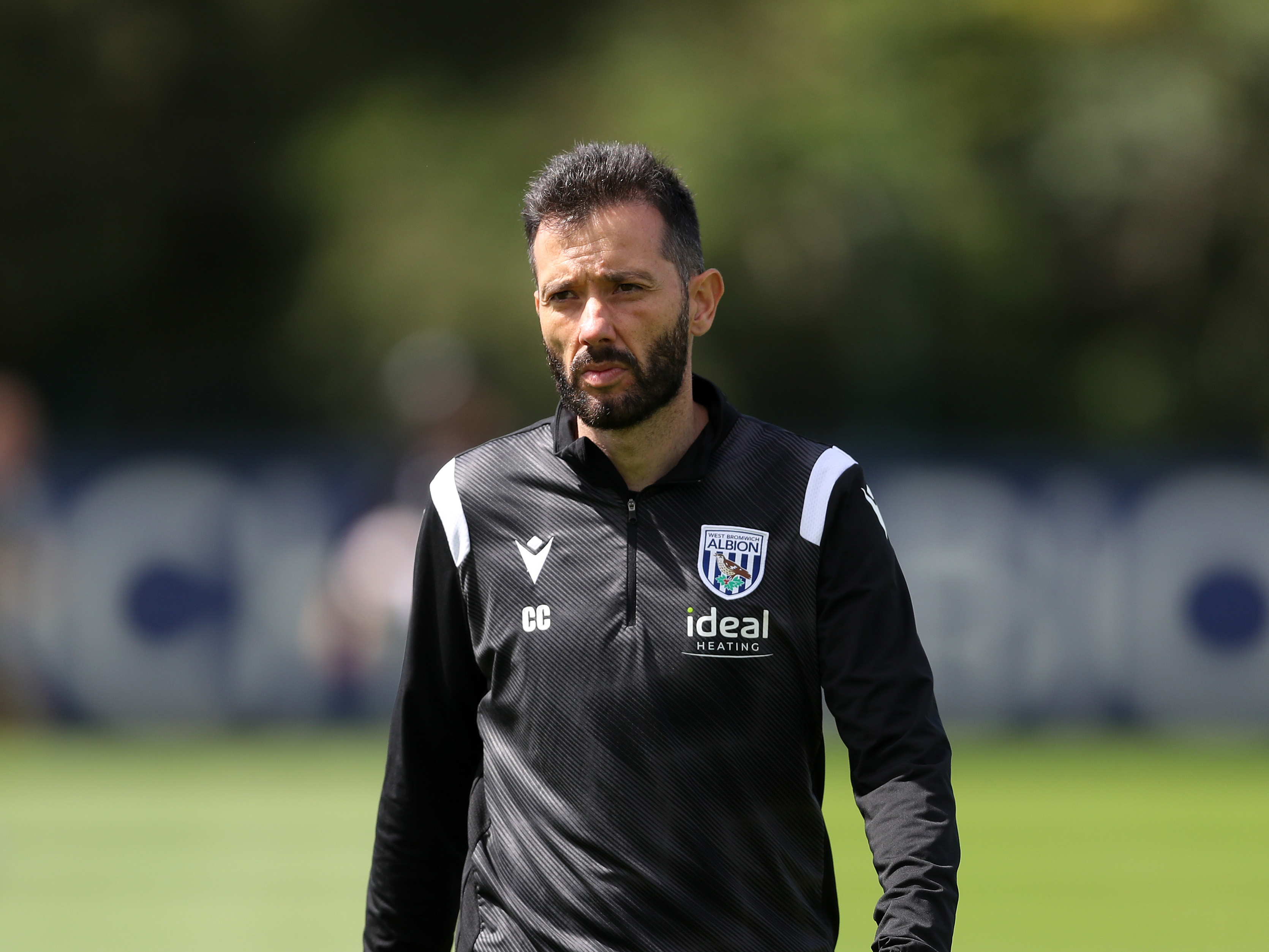 Carlos Corberán during a training session 