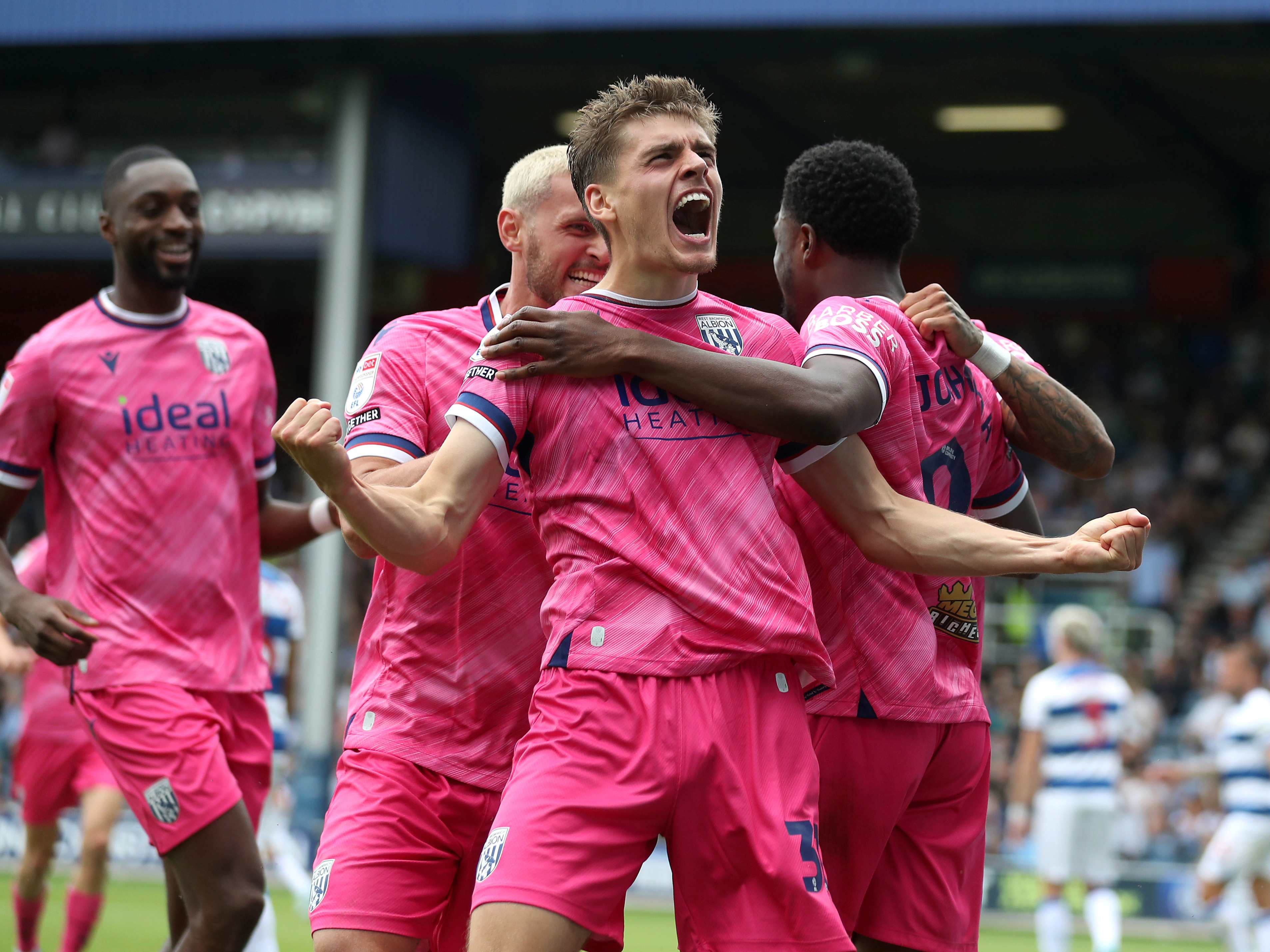 An image of Tom Fellows celebrating Josh Maja's goal