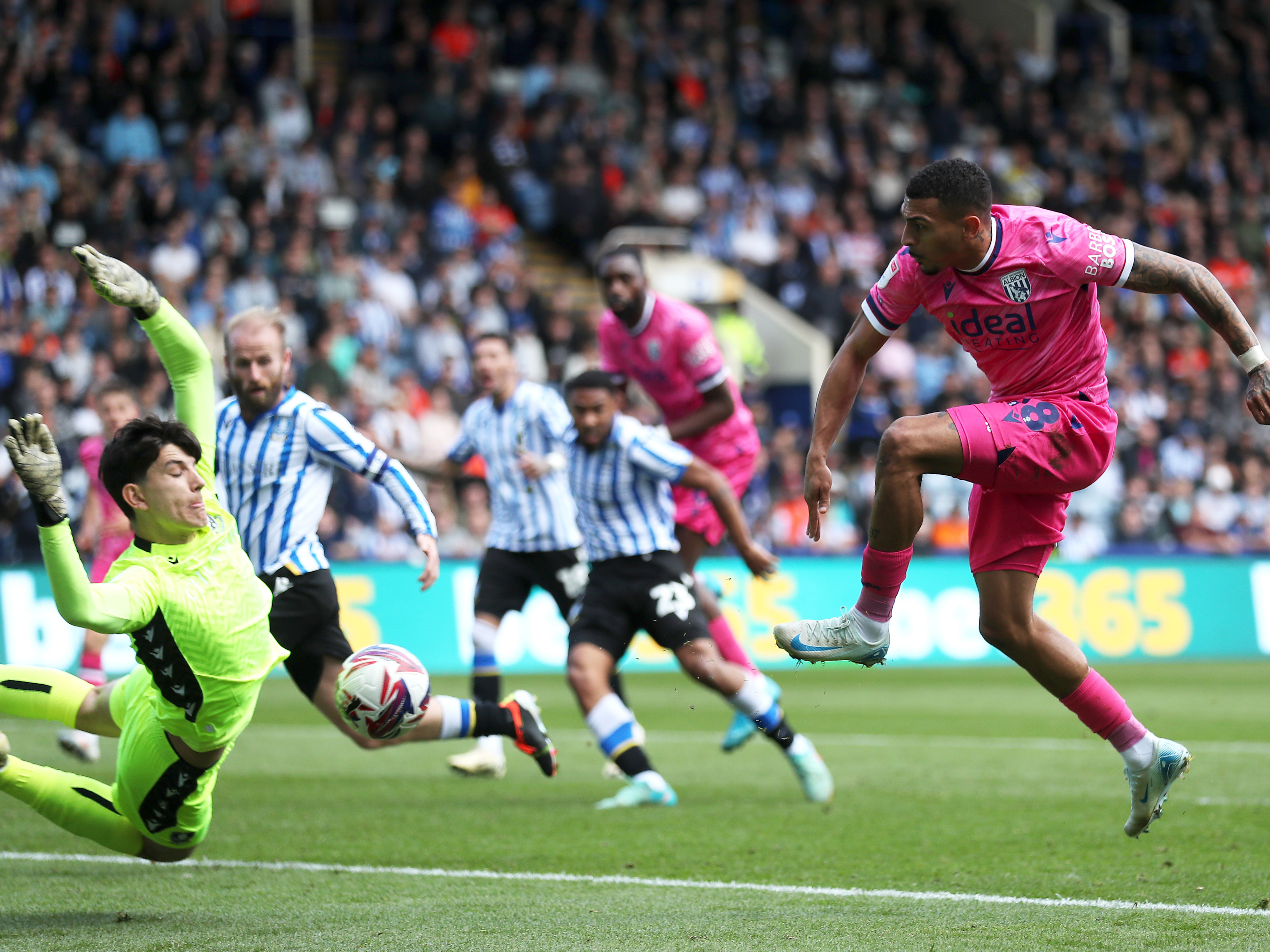 An image of Karlan Grant shooting against Sheffield Wednesday