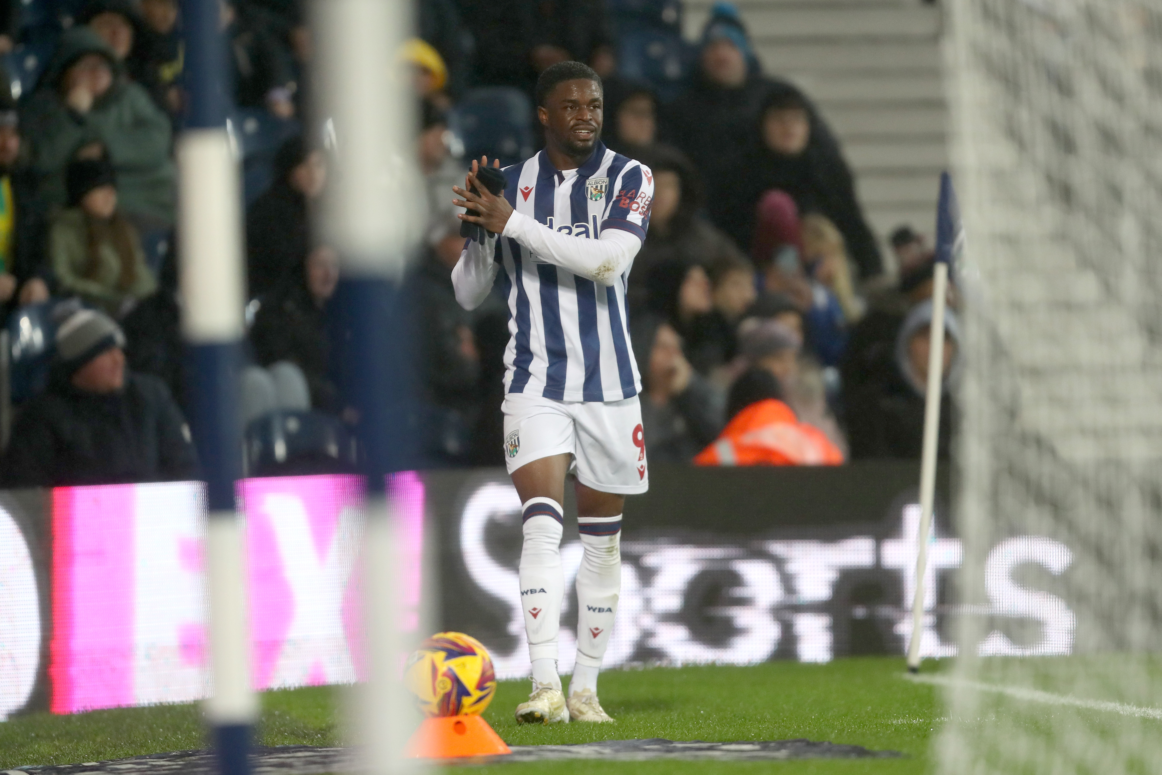 Josh Maja applauding Albion fans after the Norwich game