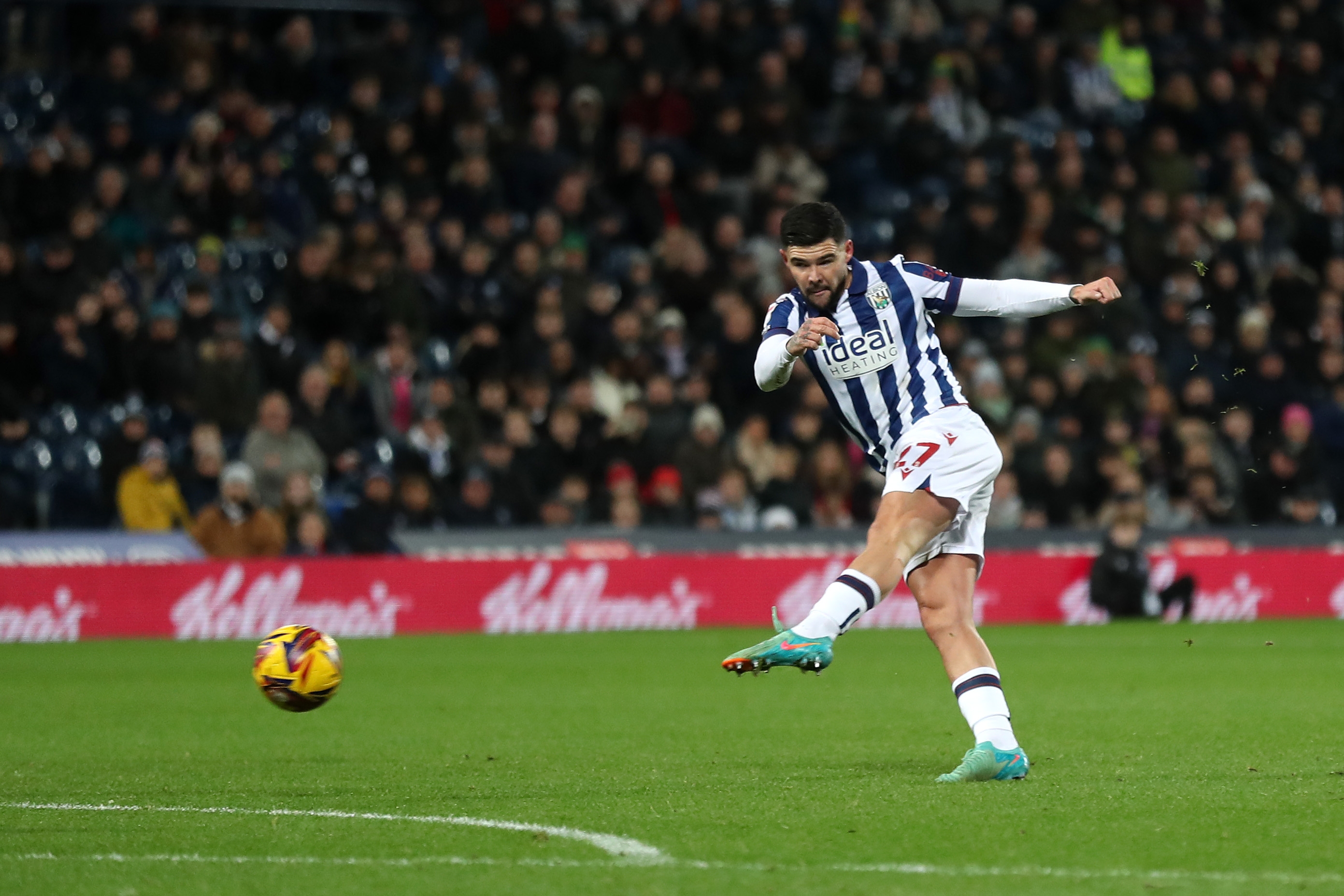 Alex Mowatt shoots and scores against Coventry City 