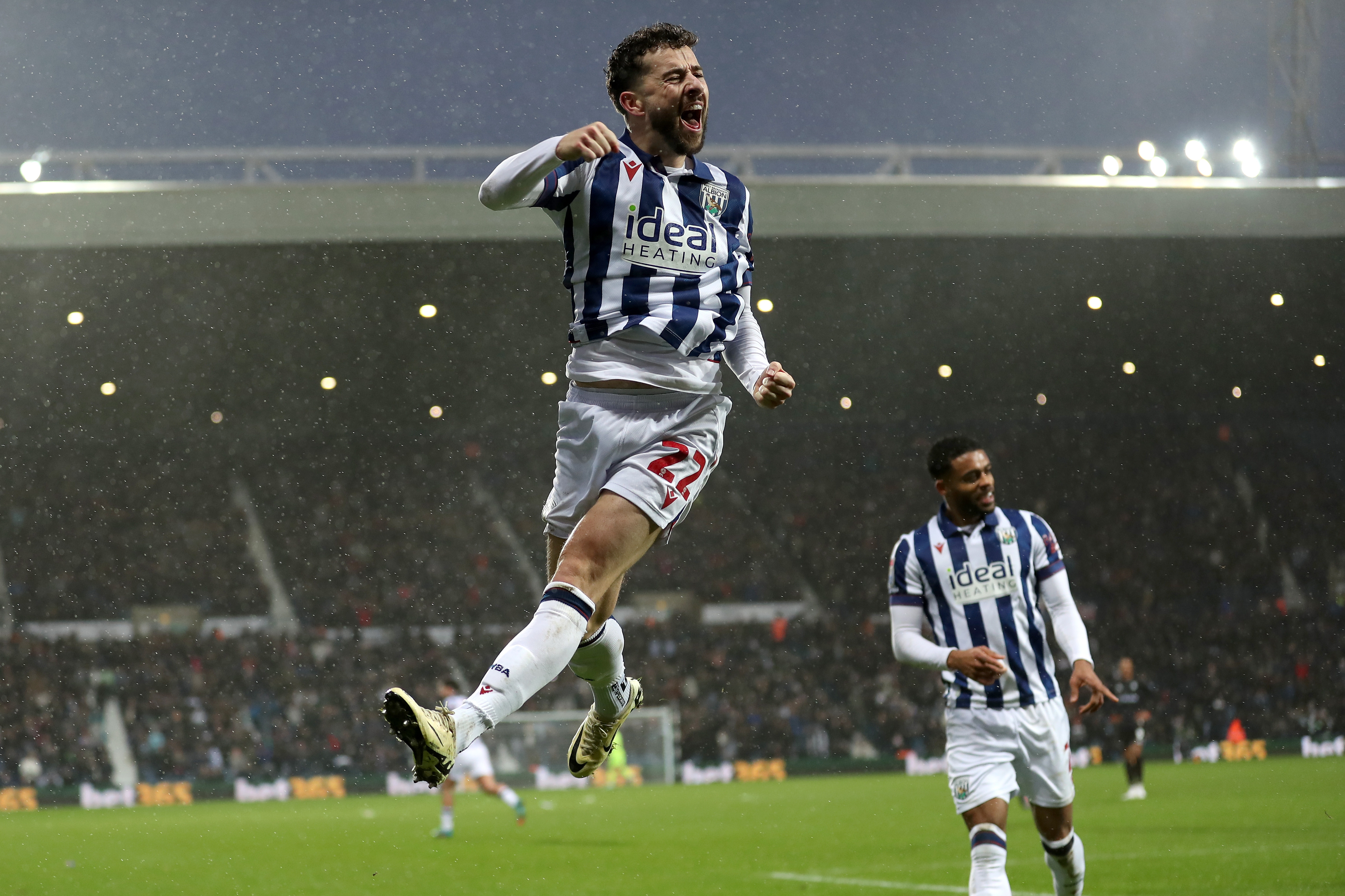 Mikey Johnston celebrates scoring a header against Bristol City 