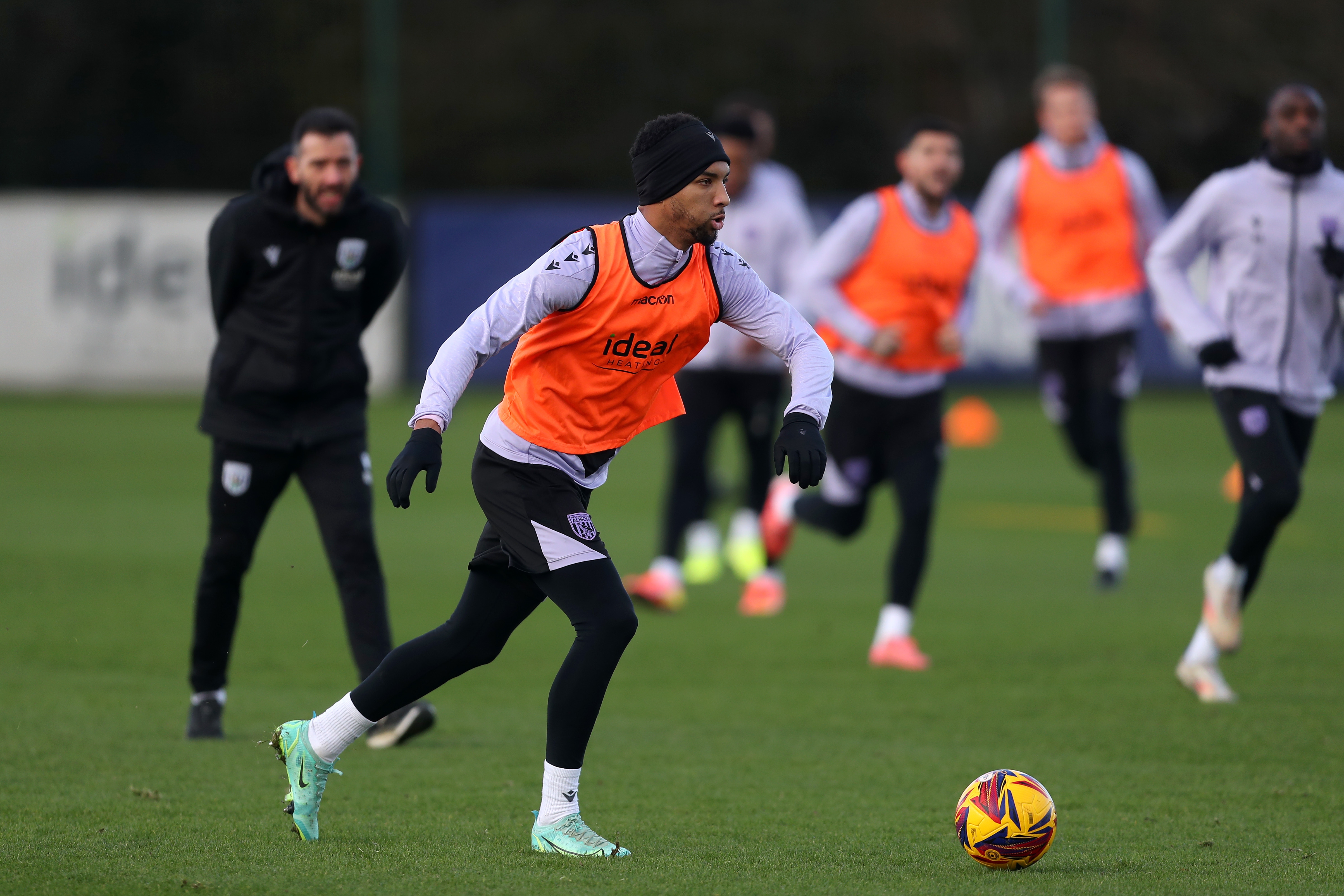 Mason Holgate running with the ball during training 