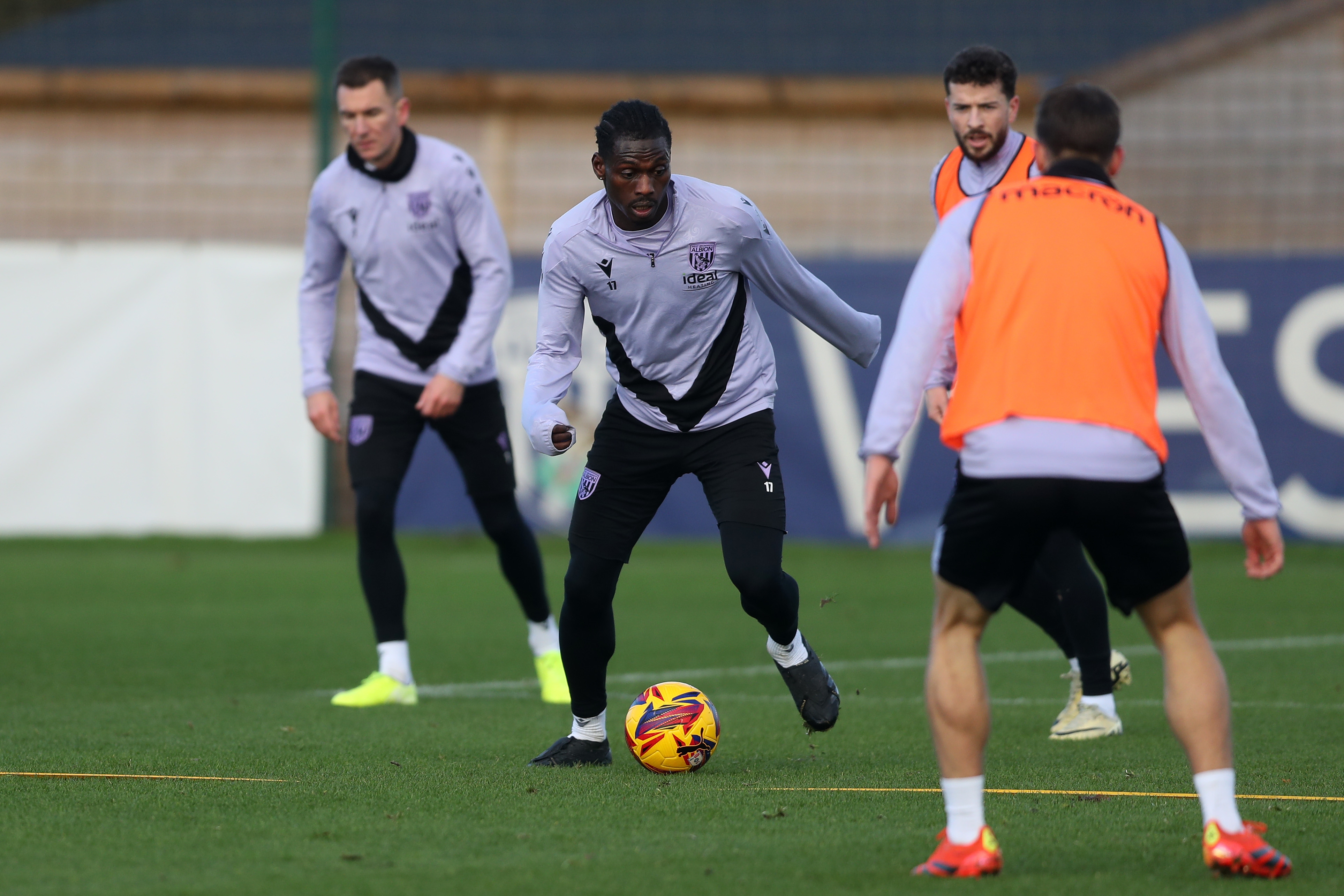 Ousmane Diakité on the ball during training 