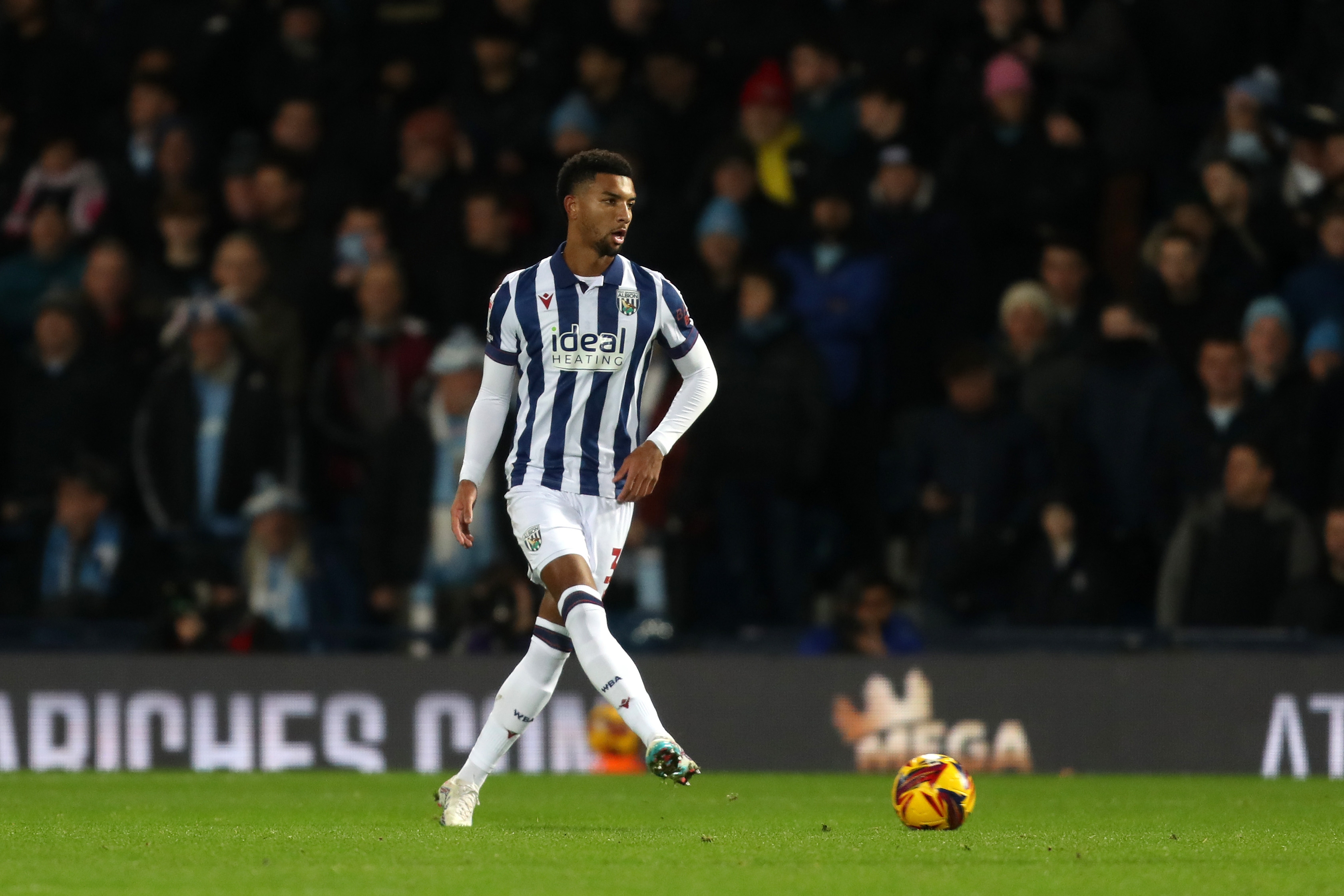 Mason Holgate on the ball against Coventry City