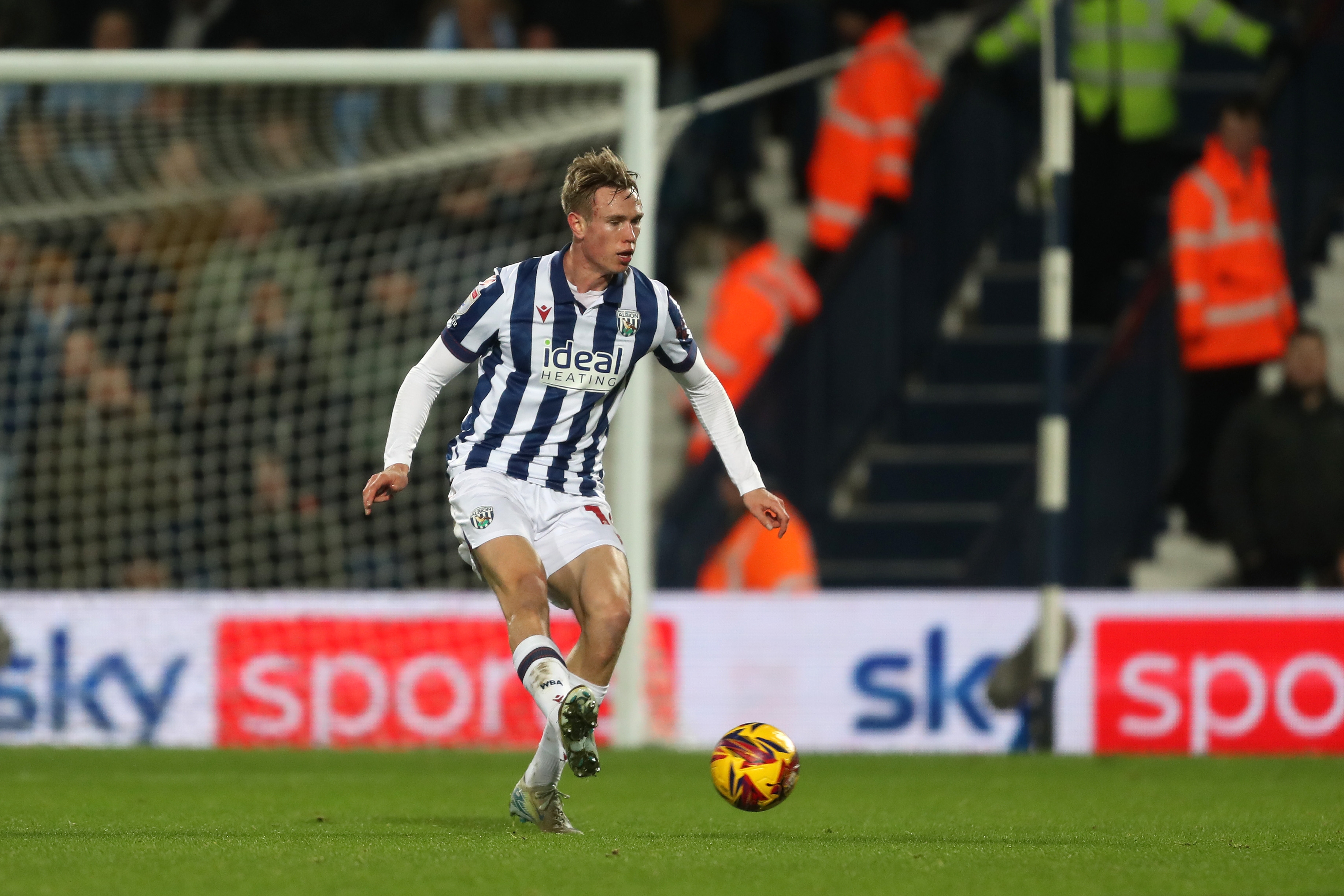 Torbjørn Heggem on the ball against Coventry City