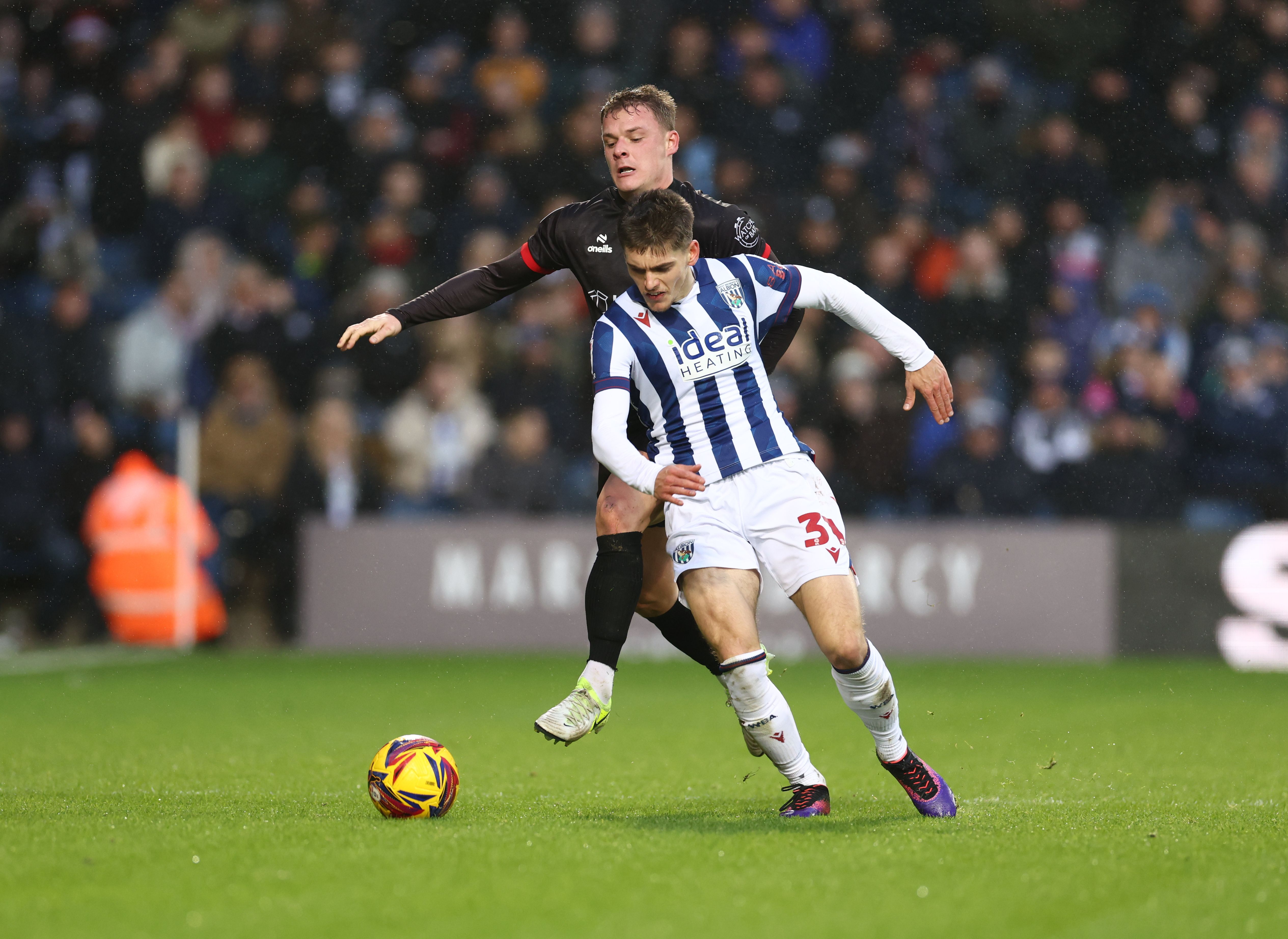 Tom Fellows in action against Bristol City 