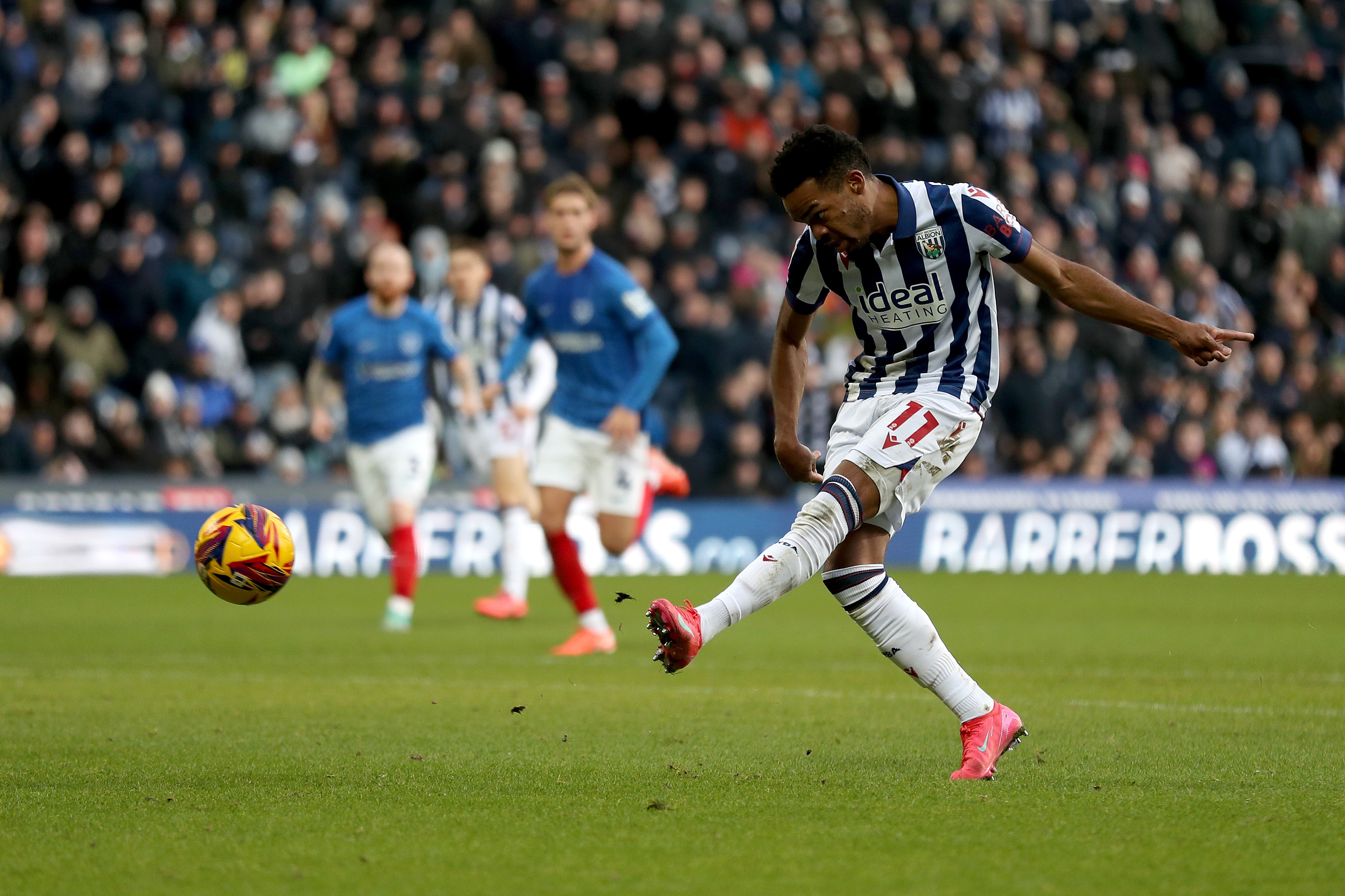 Grady Diangana shoots and scores against Portsmouth at The Hawthorrns