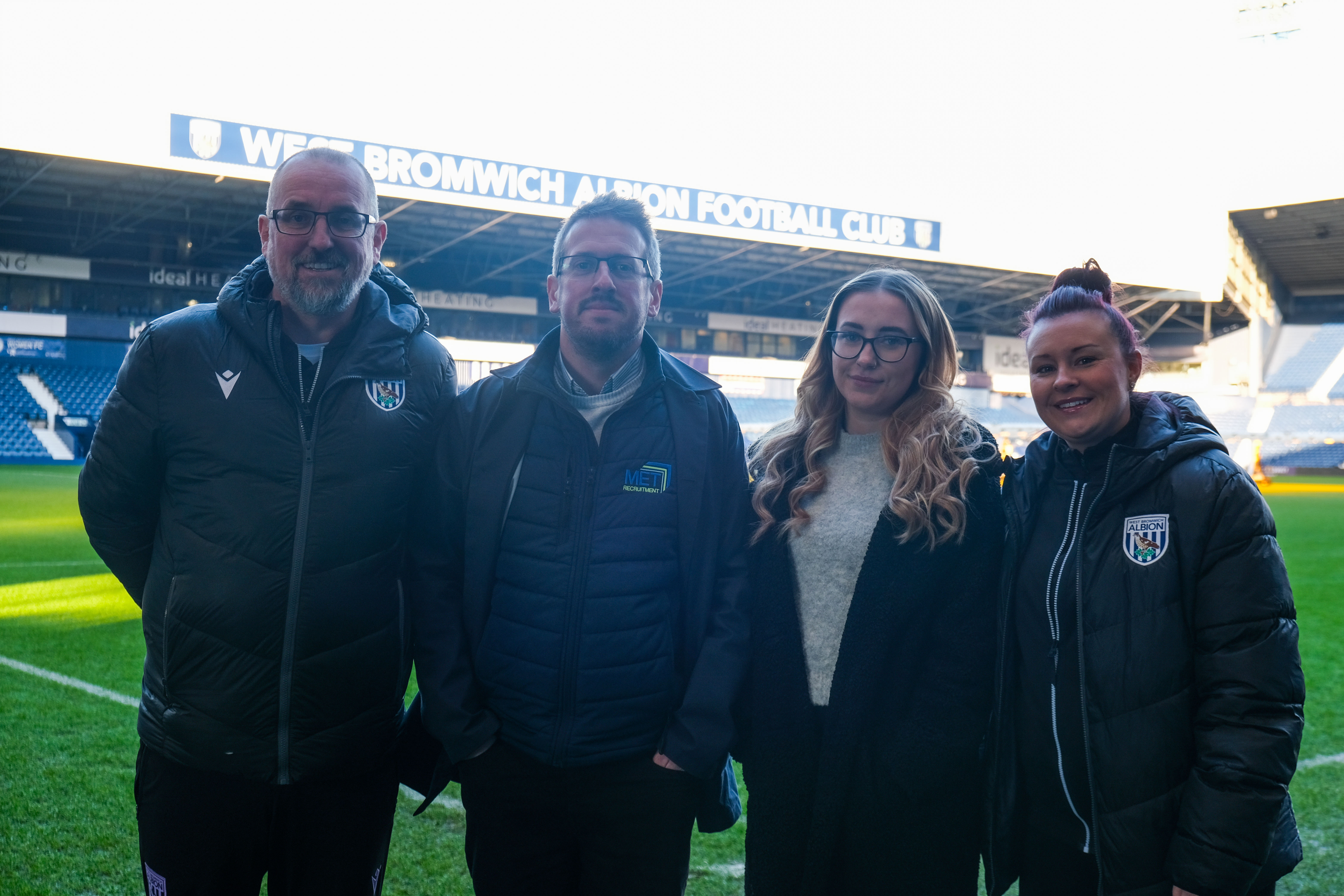 Paul Glover and Jayne Norton, The Albion Foundation, posing with MET Recruitment.