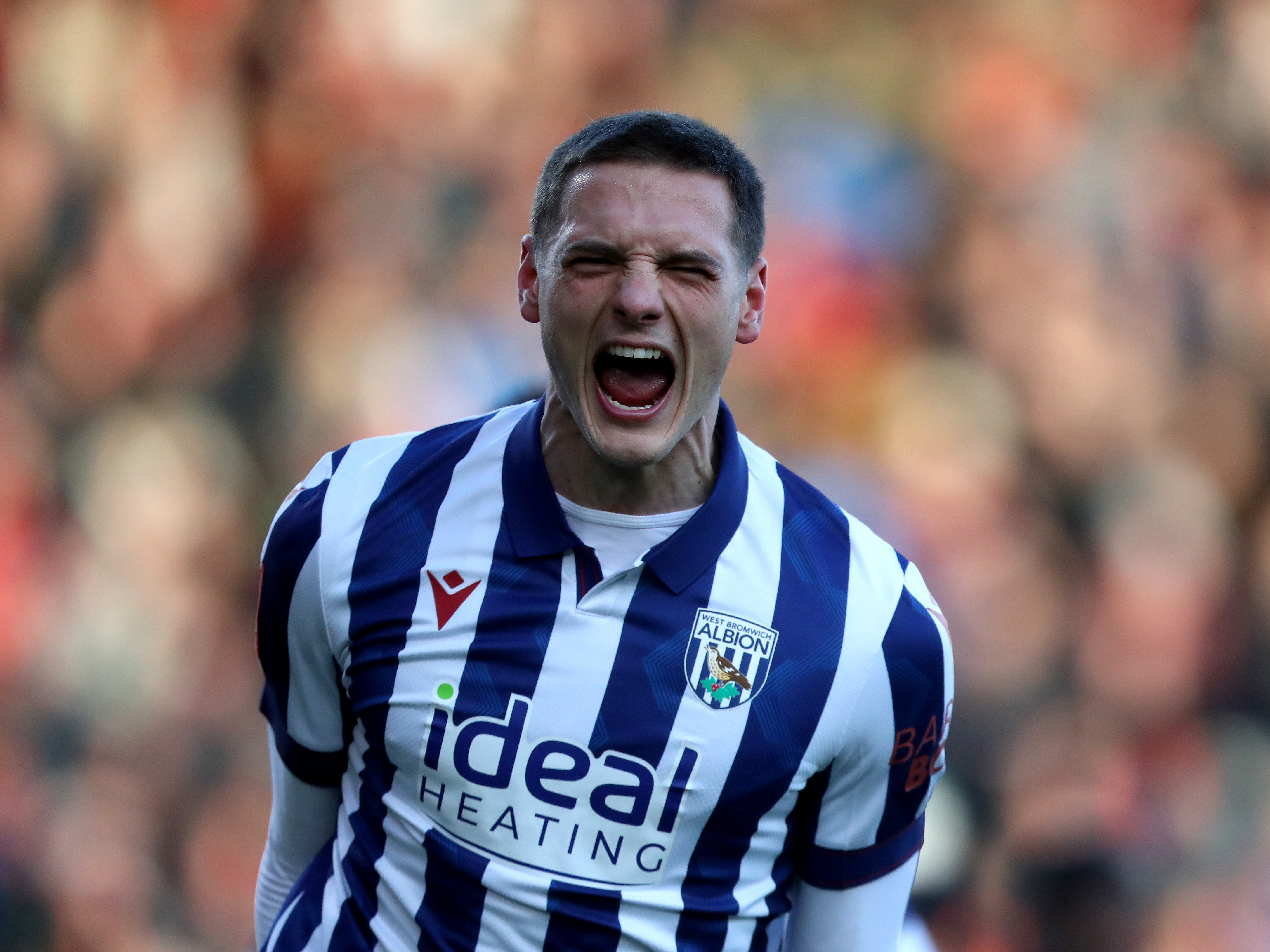 An image of Caleb Taylor celebrating his first Albion goal