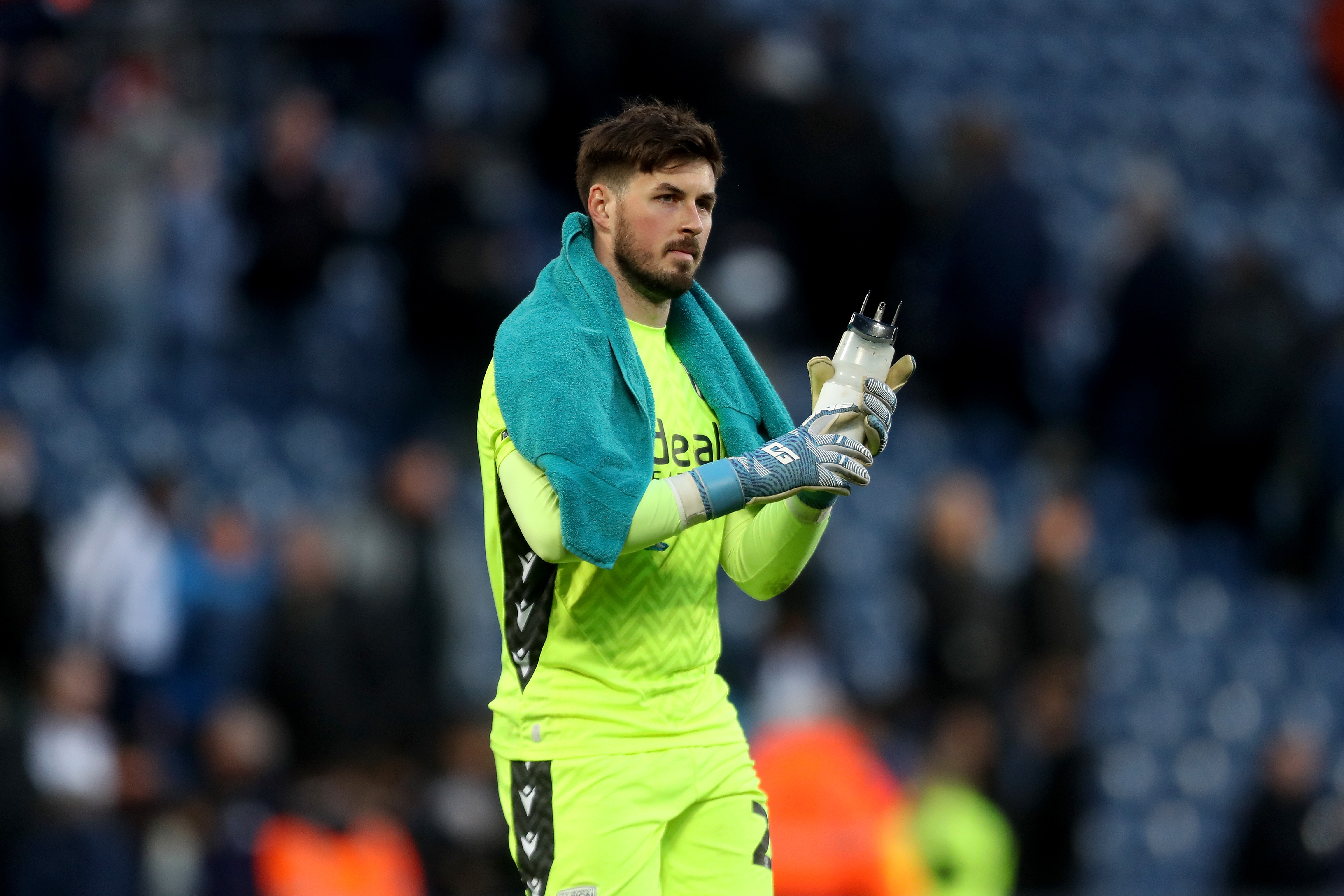 Joe Wildsmith applauding Albion fans after the Oxford game