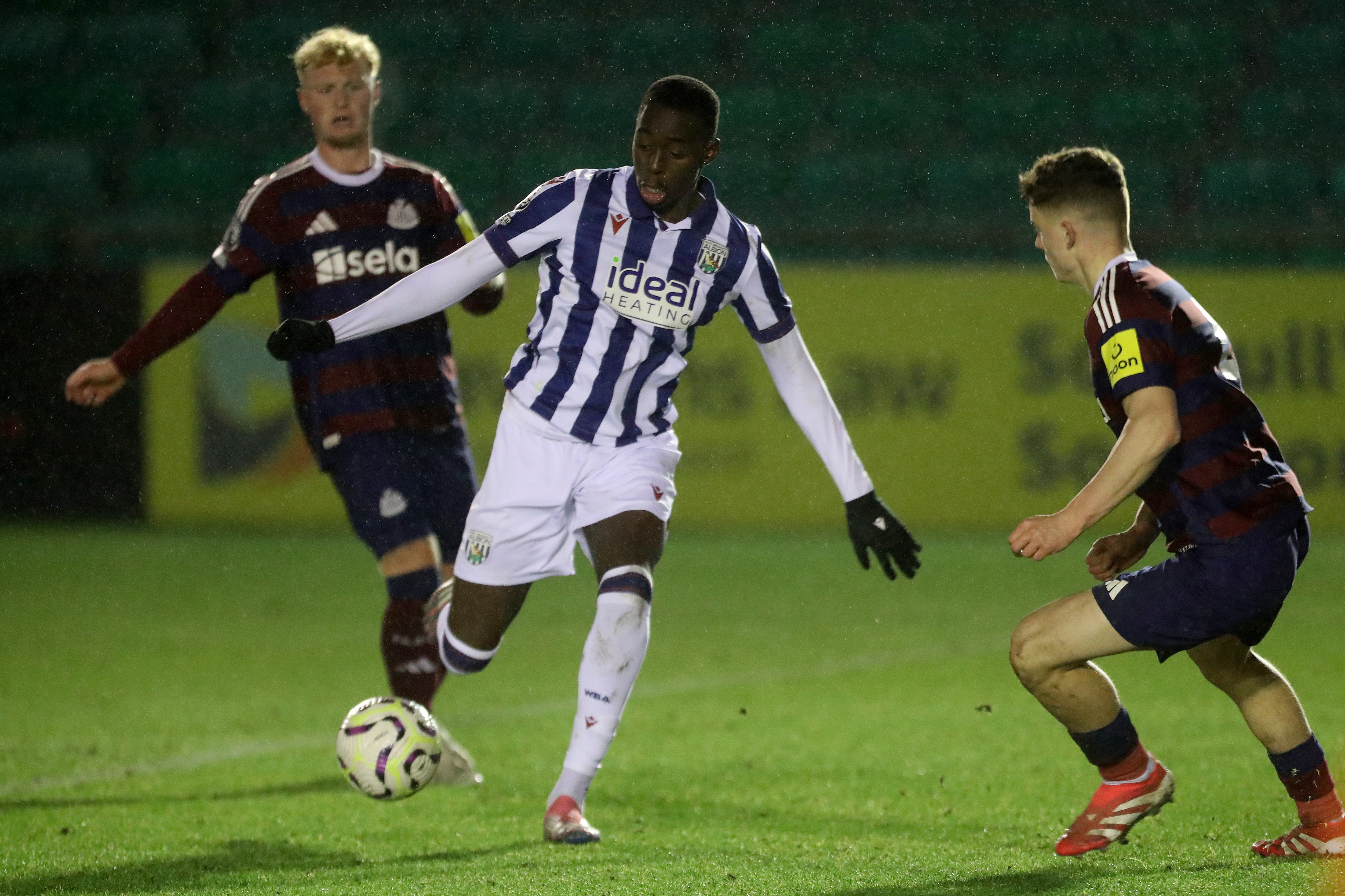 Eseosa Sule in action for Albion's PL2 team in the home kit 