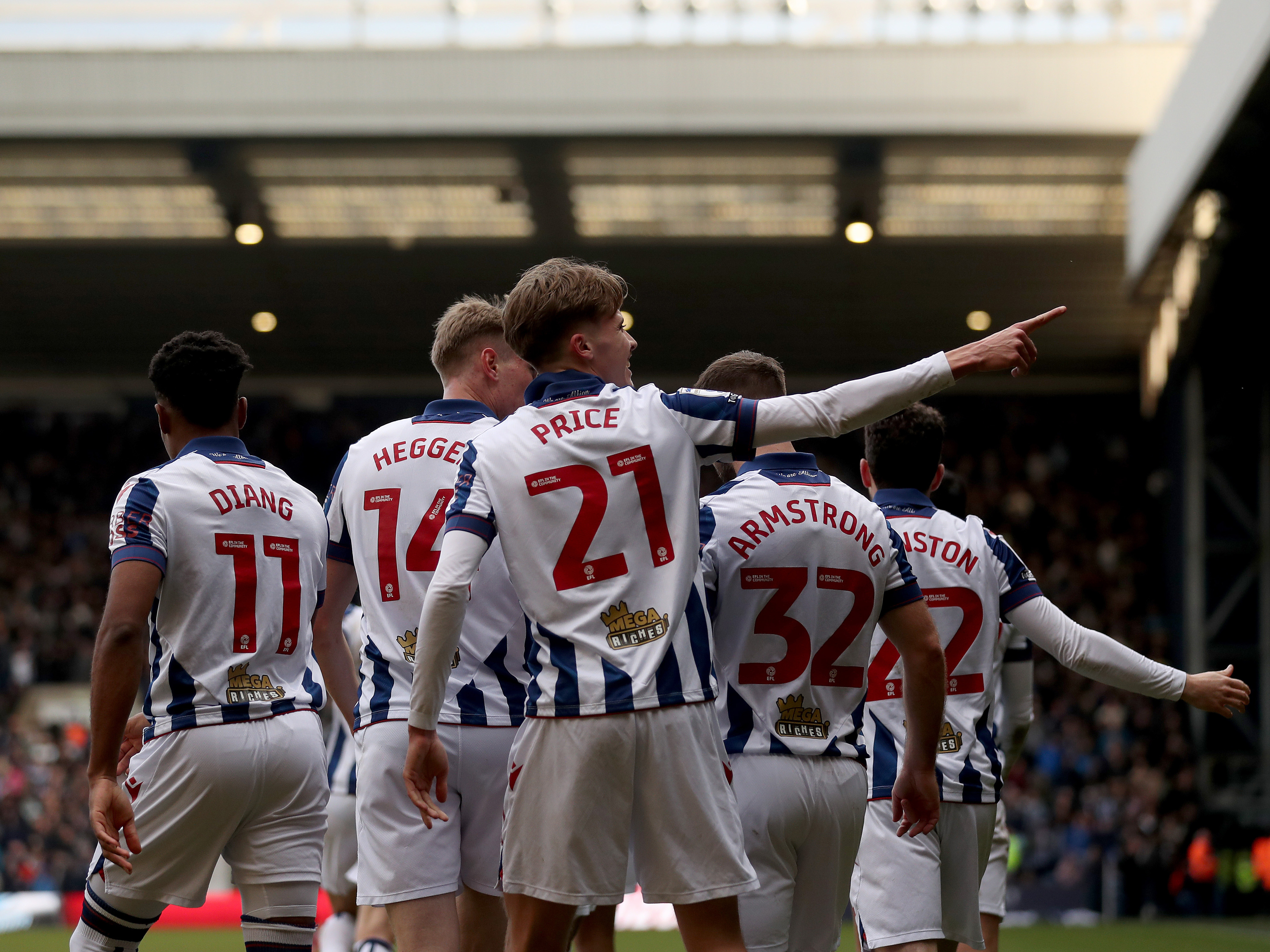 A photo of Isaac Price celebrating his first Albion goal v Hull