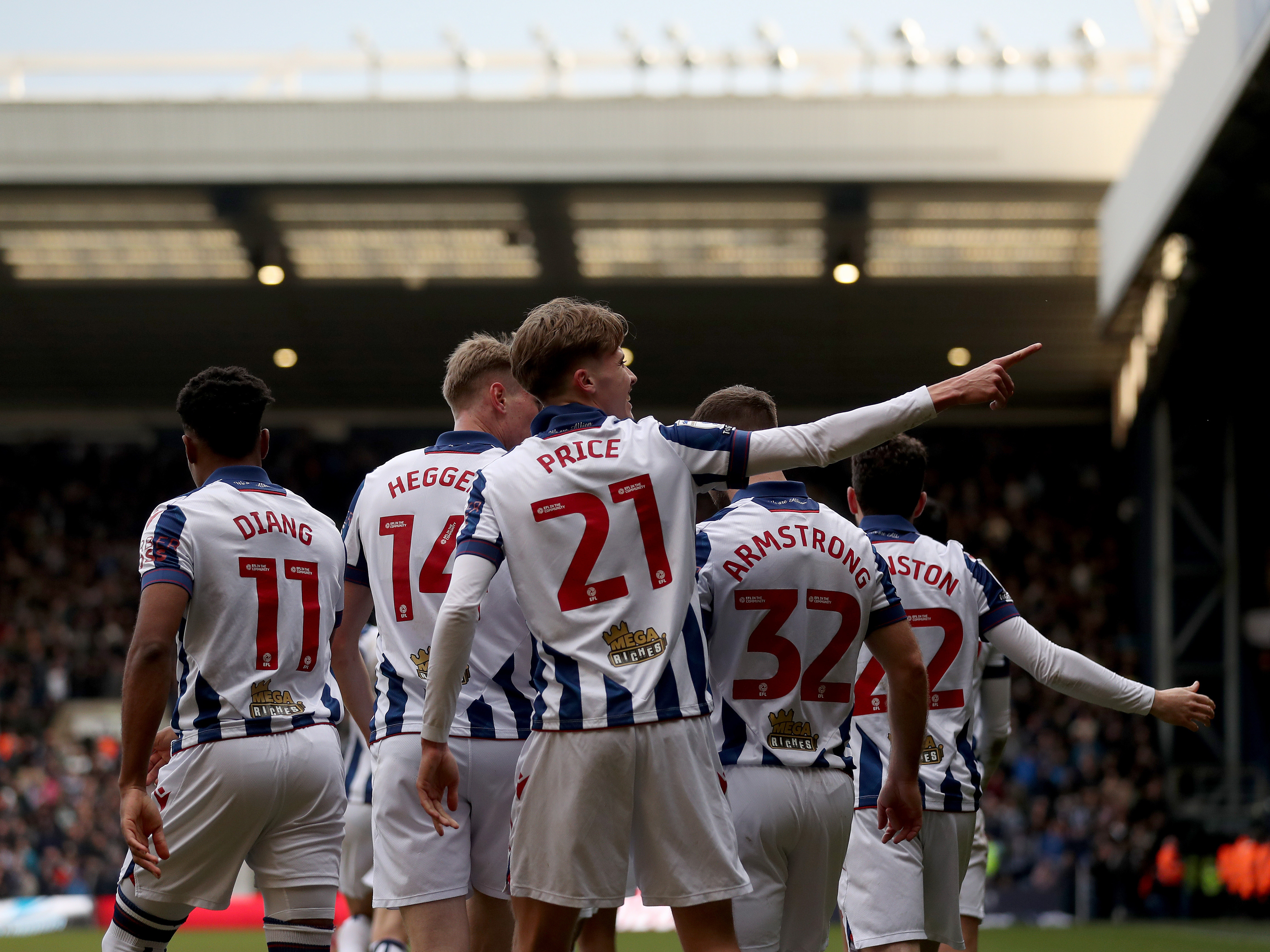 A photo of Isaac Price celebrating his first Albion goal versus Hull in the 2024/25 home kit