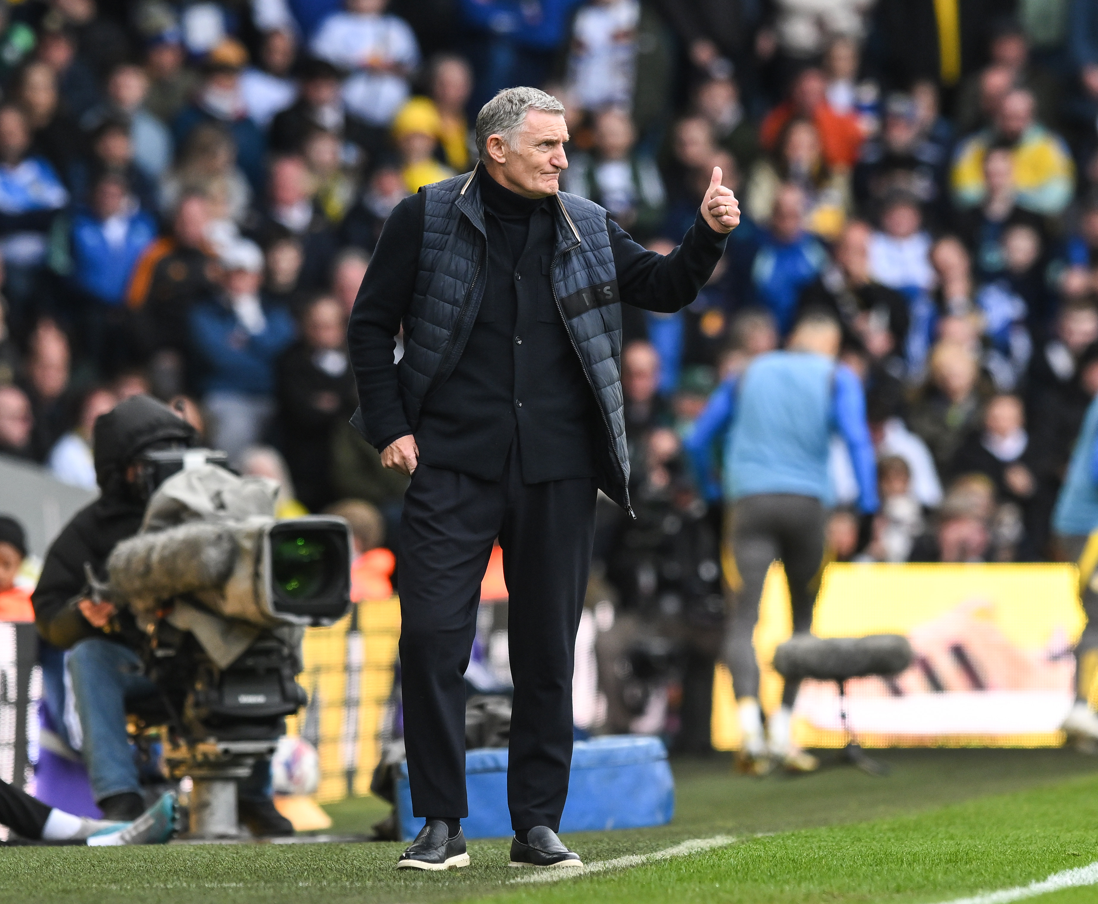 Tony Mowbray on the side of the pitch at Leeds United