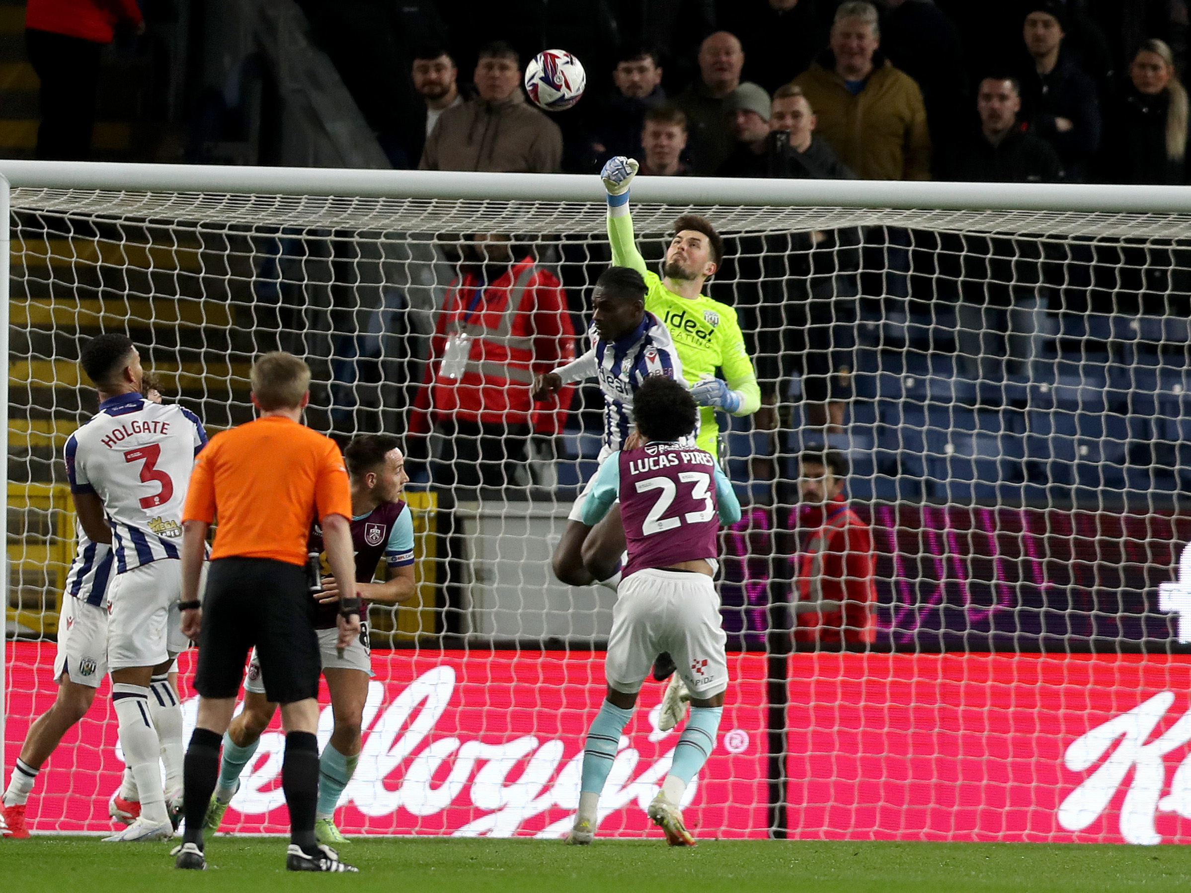 A photo of Albion keeper Joe Wildsmith in action versus Burnley art Turf Moor