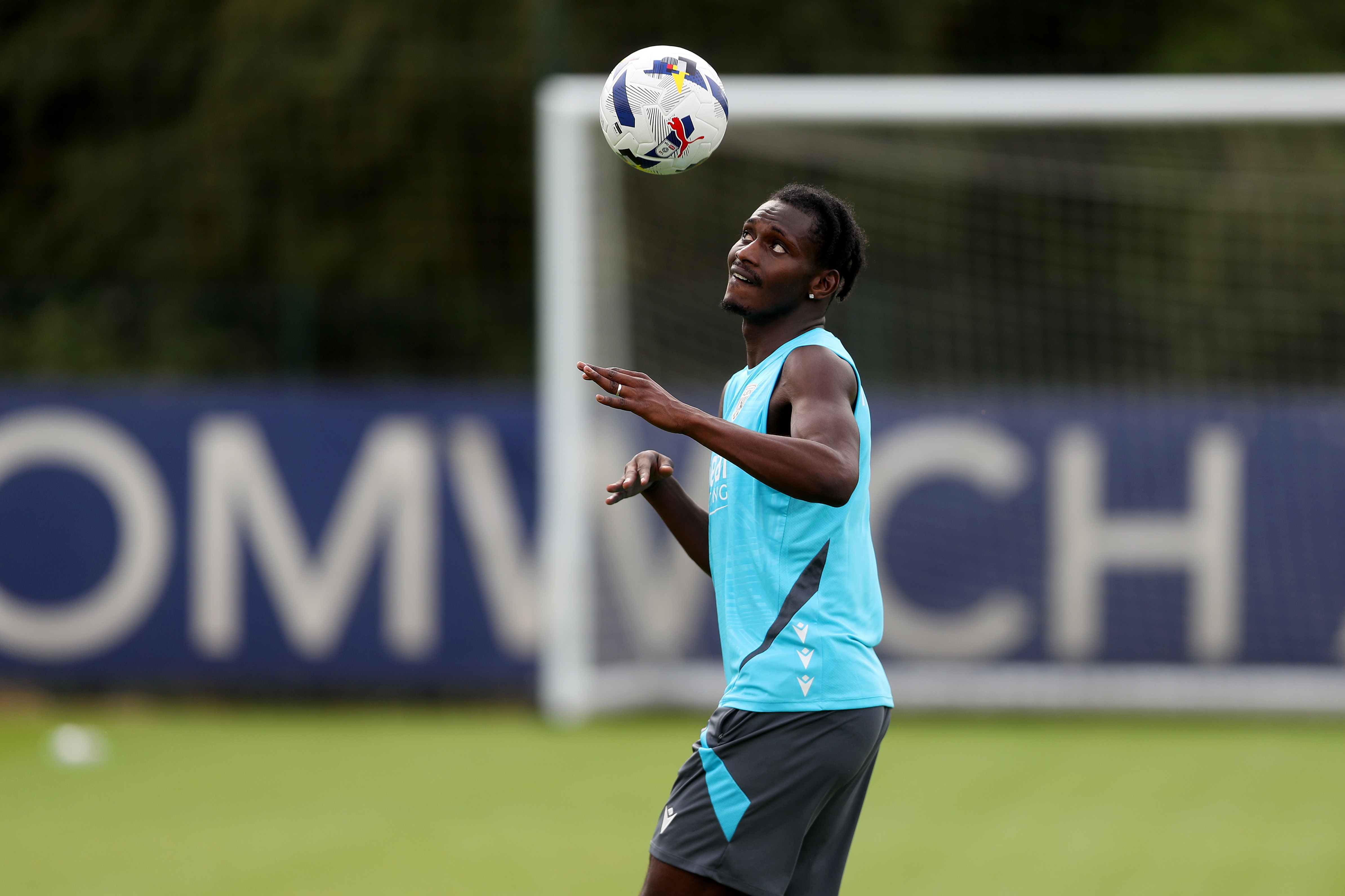 Ousmane Diakité on the ball during a training session