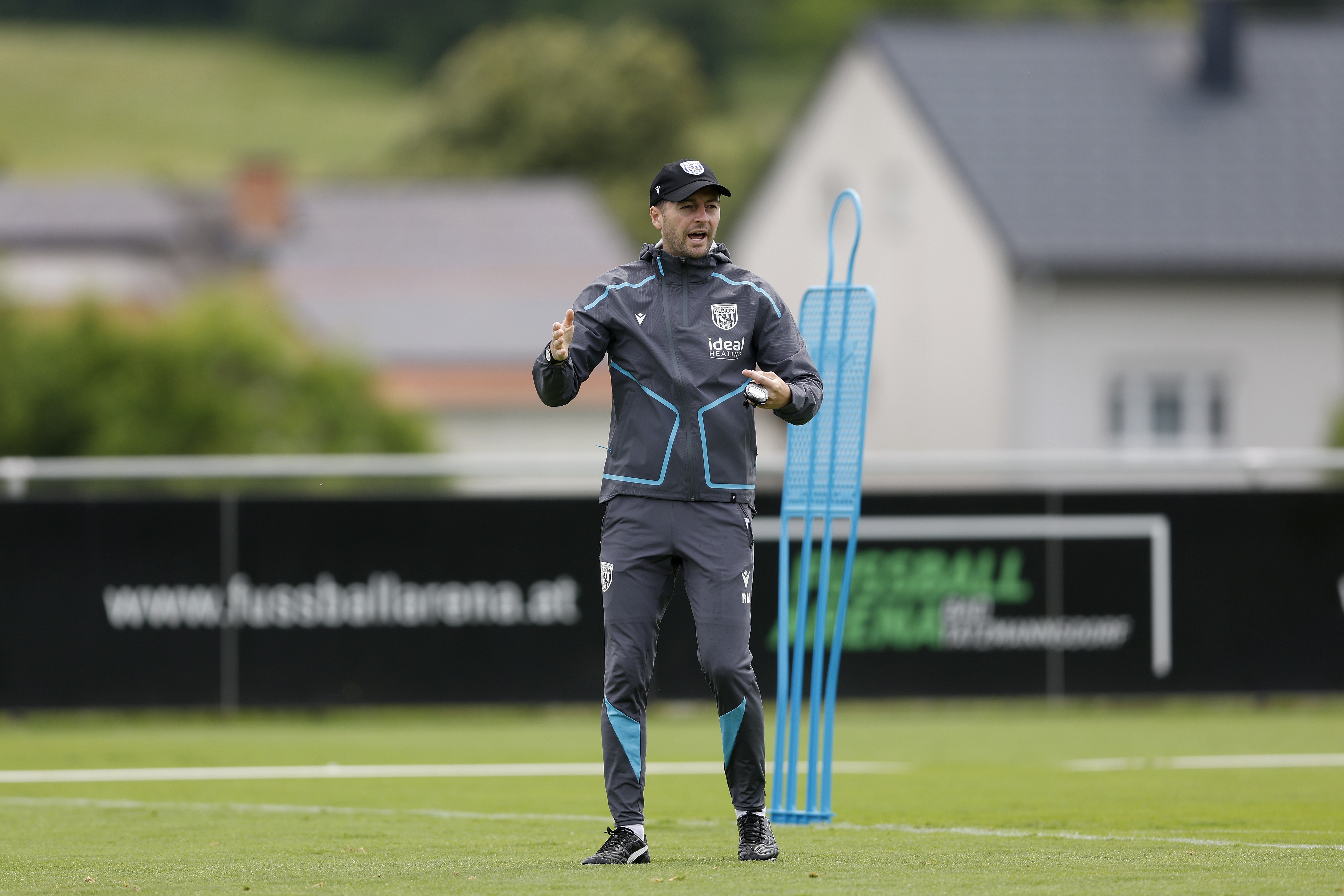Ryan Mason giving instructions on the training pitch
