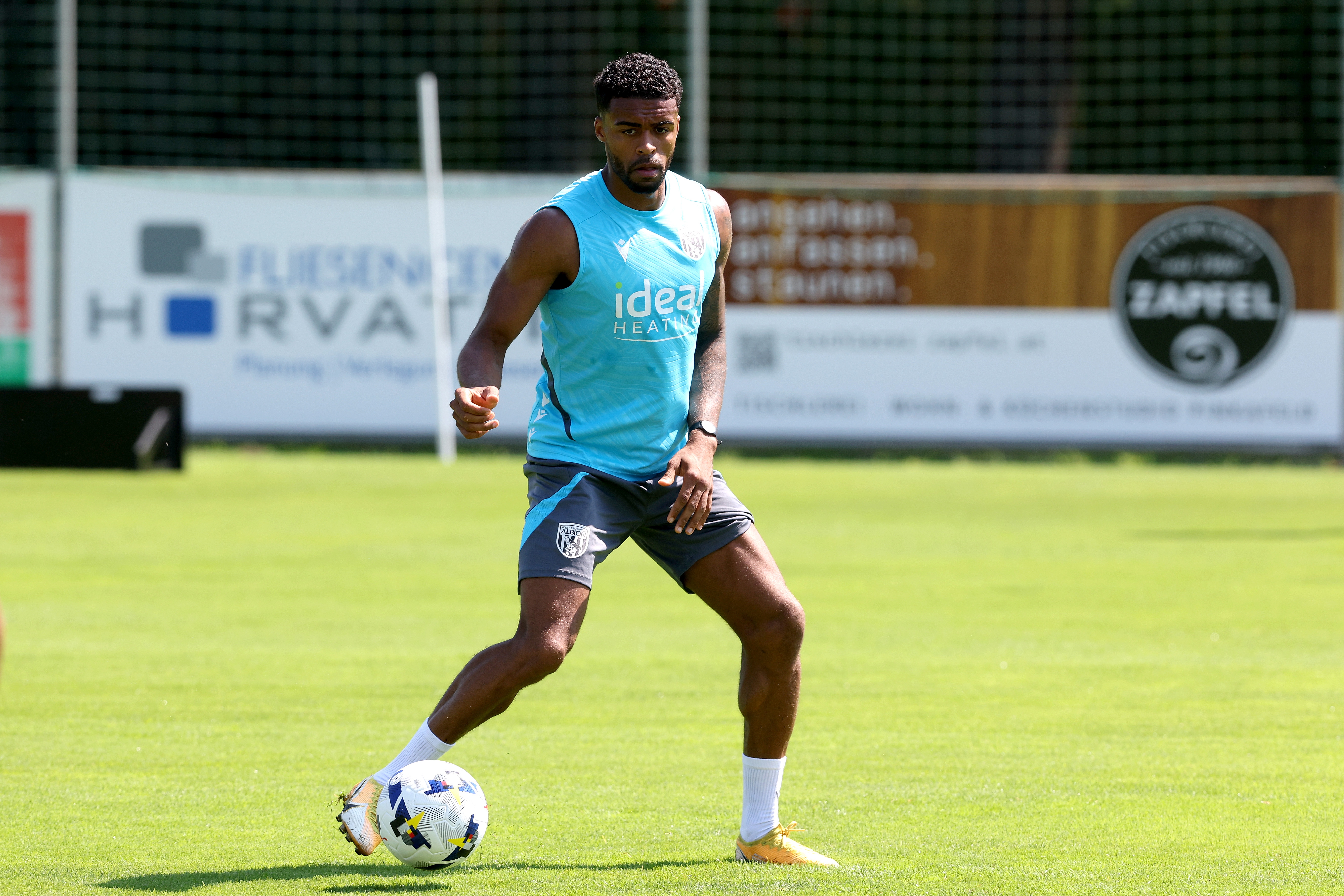 Darnell Furlong on the ball during a training session