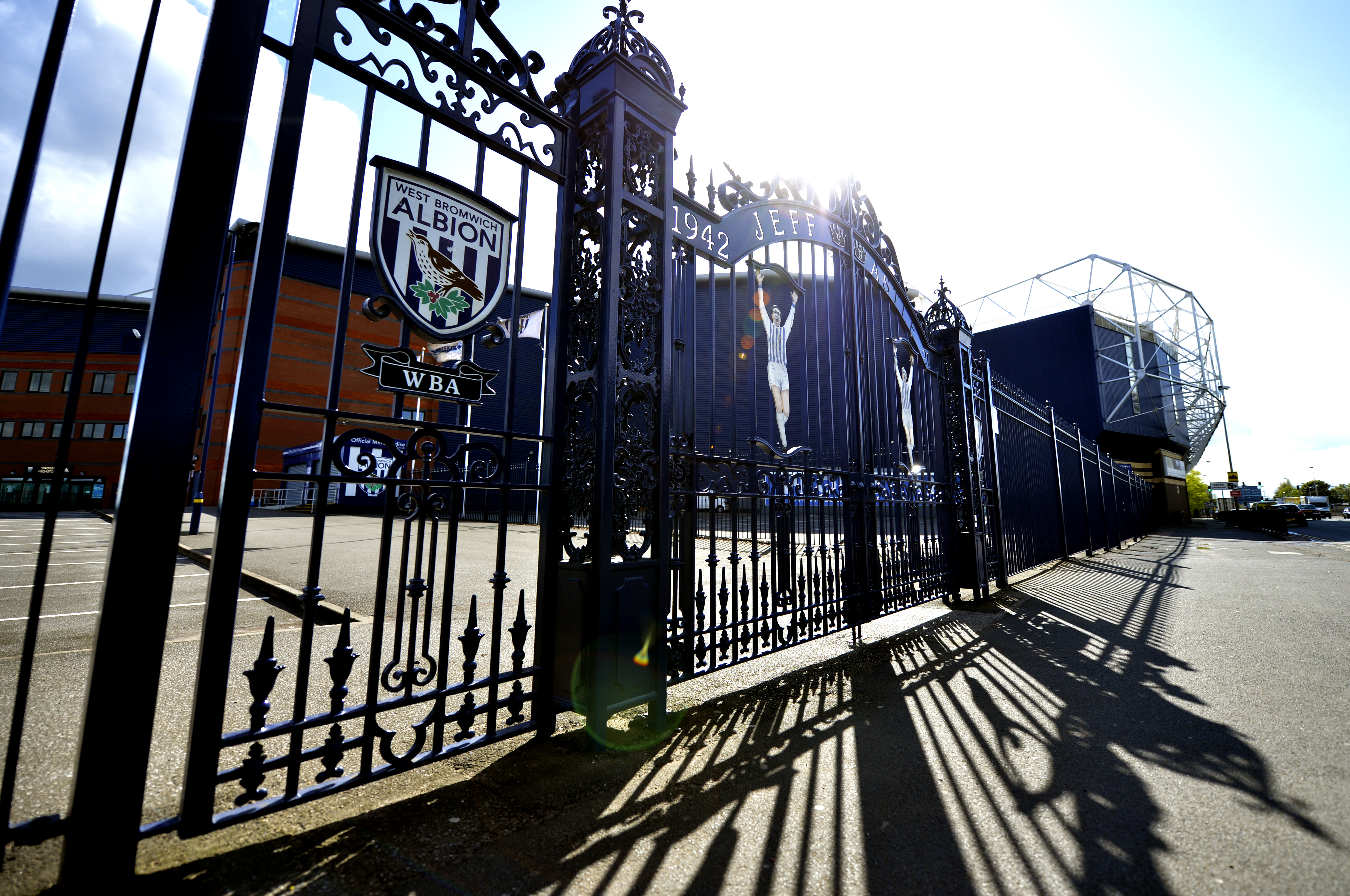 Astle Gates