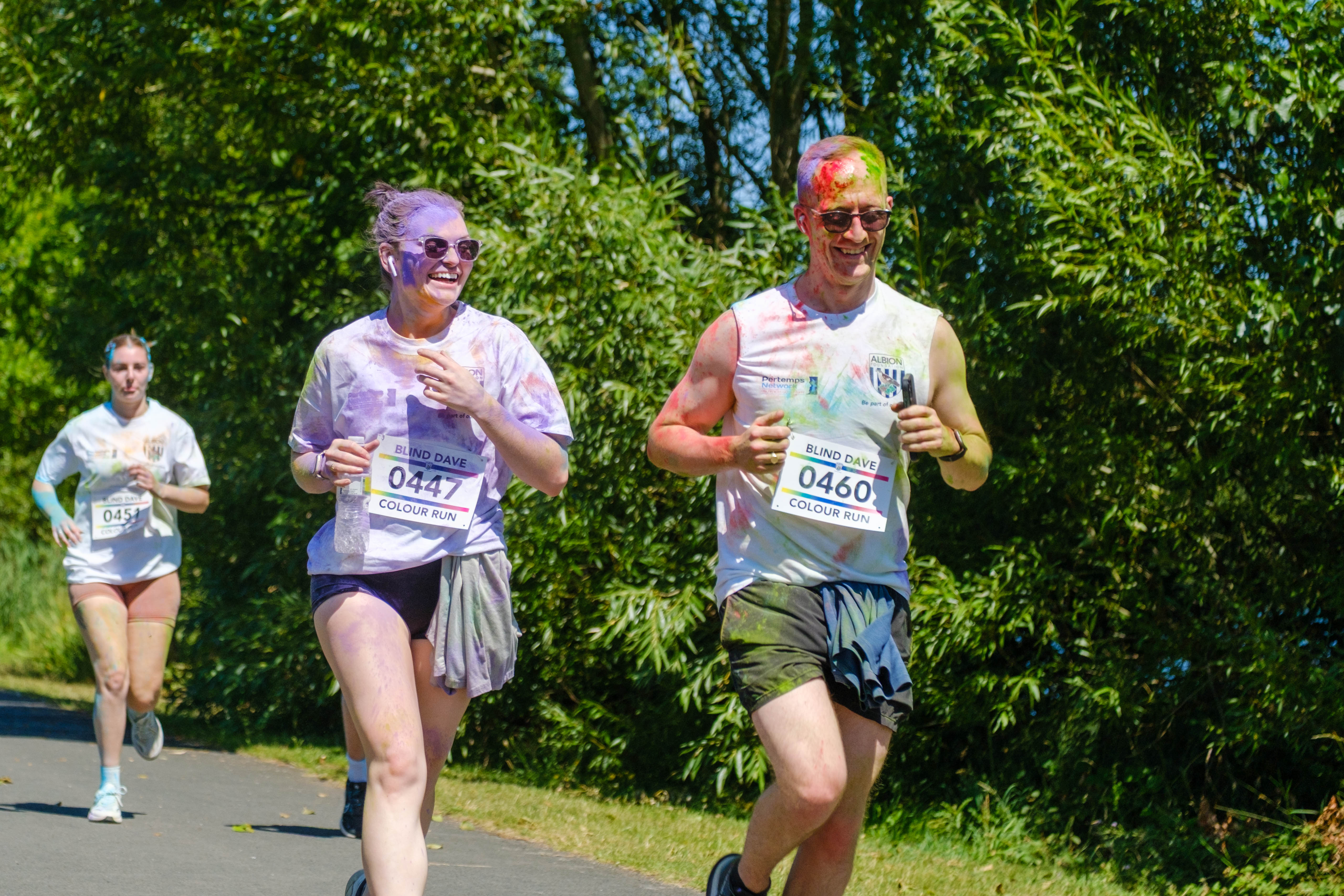 Big smiles from runners 0447 & 0460. 