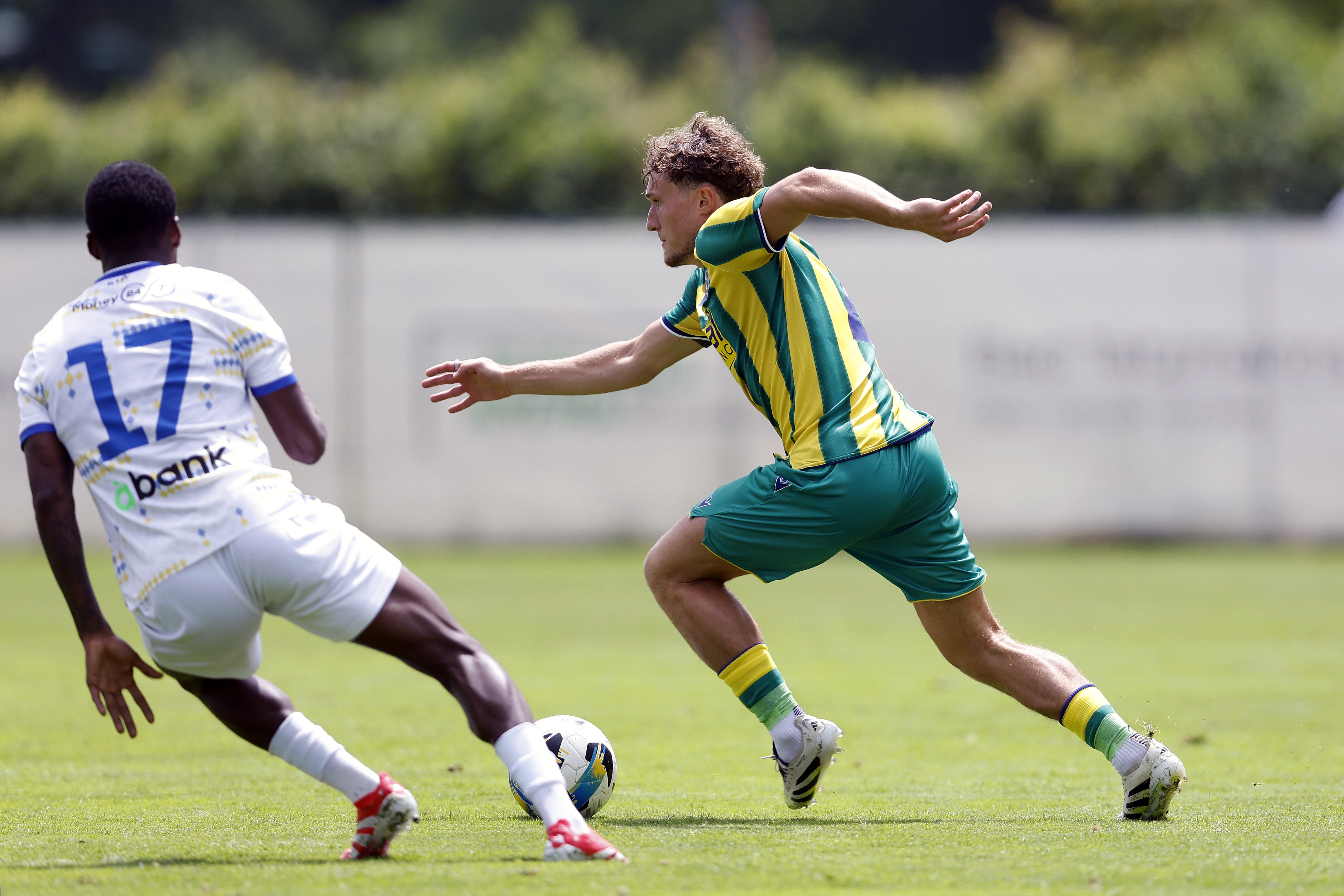 Callum Styles in action against Dynamo Kyiv