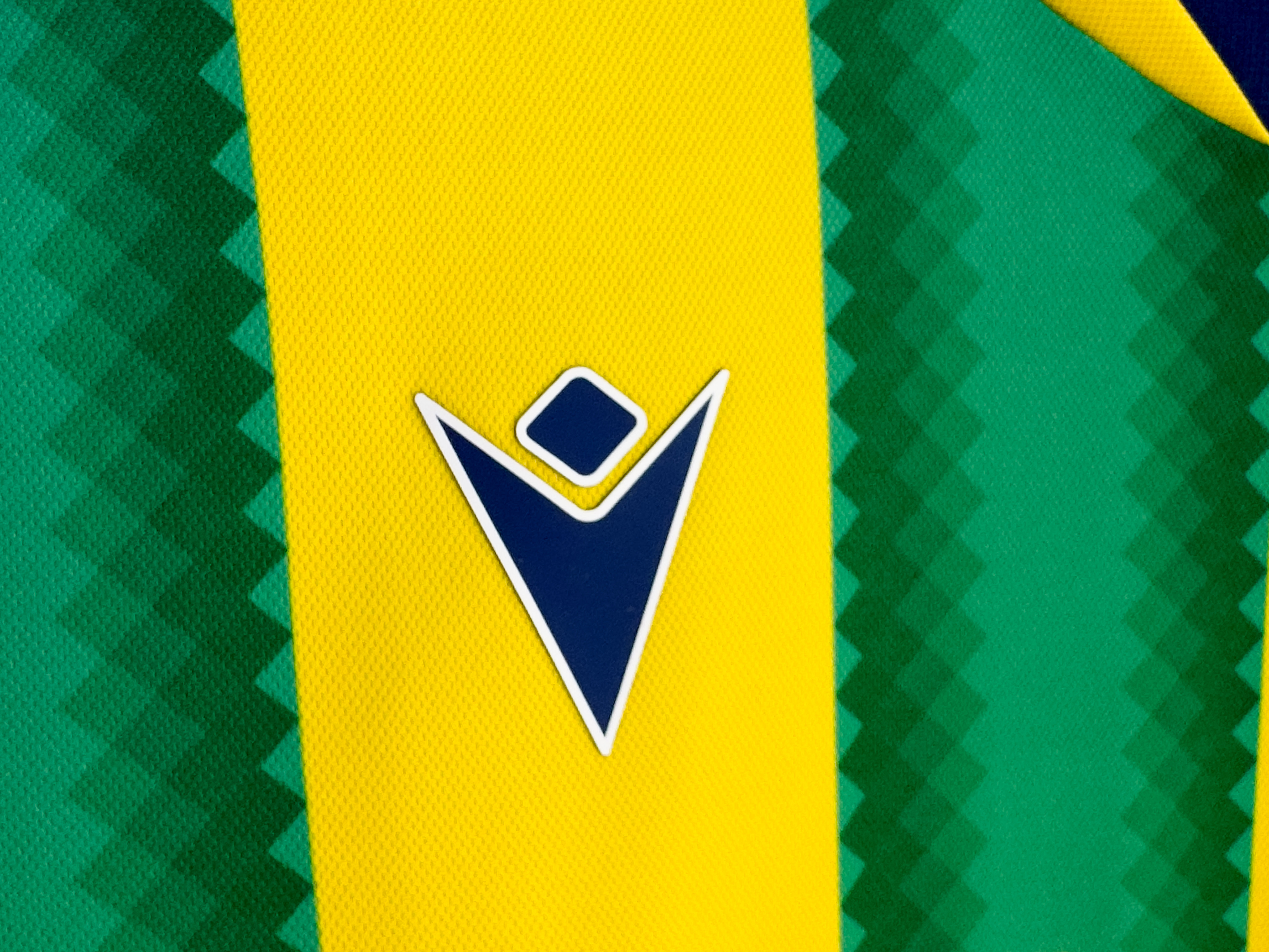 A shot of our 2025/26 away shirt.