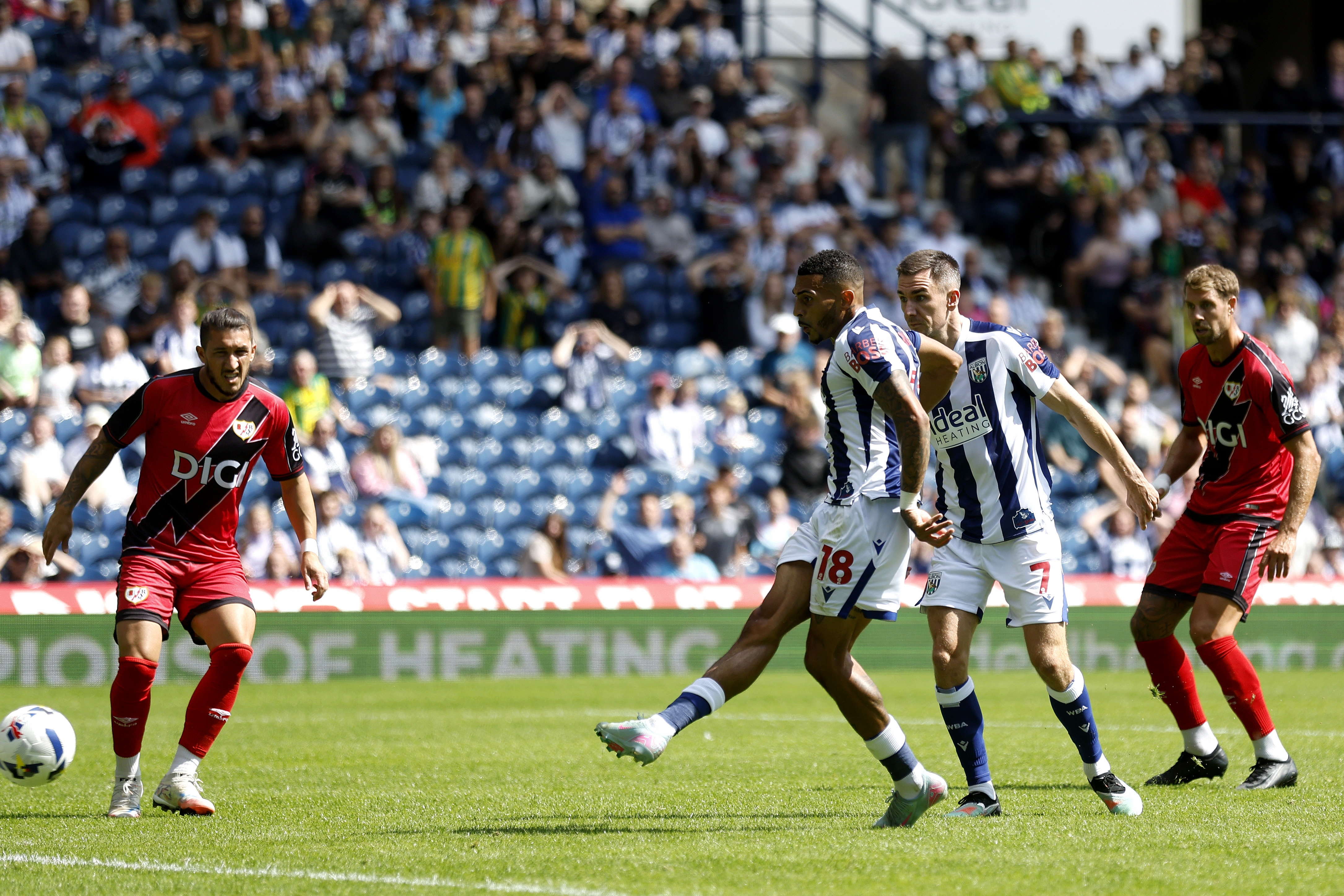 Karlan Grant scoring against Rayo Vallecano 