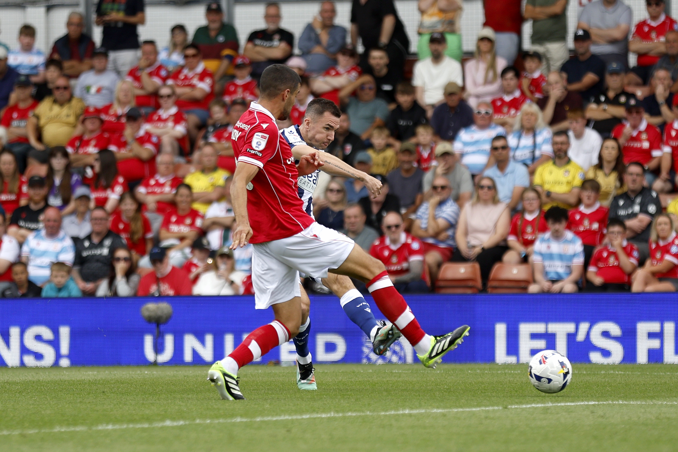 Jed Wallace shooting and scoring against Wrexham 