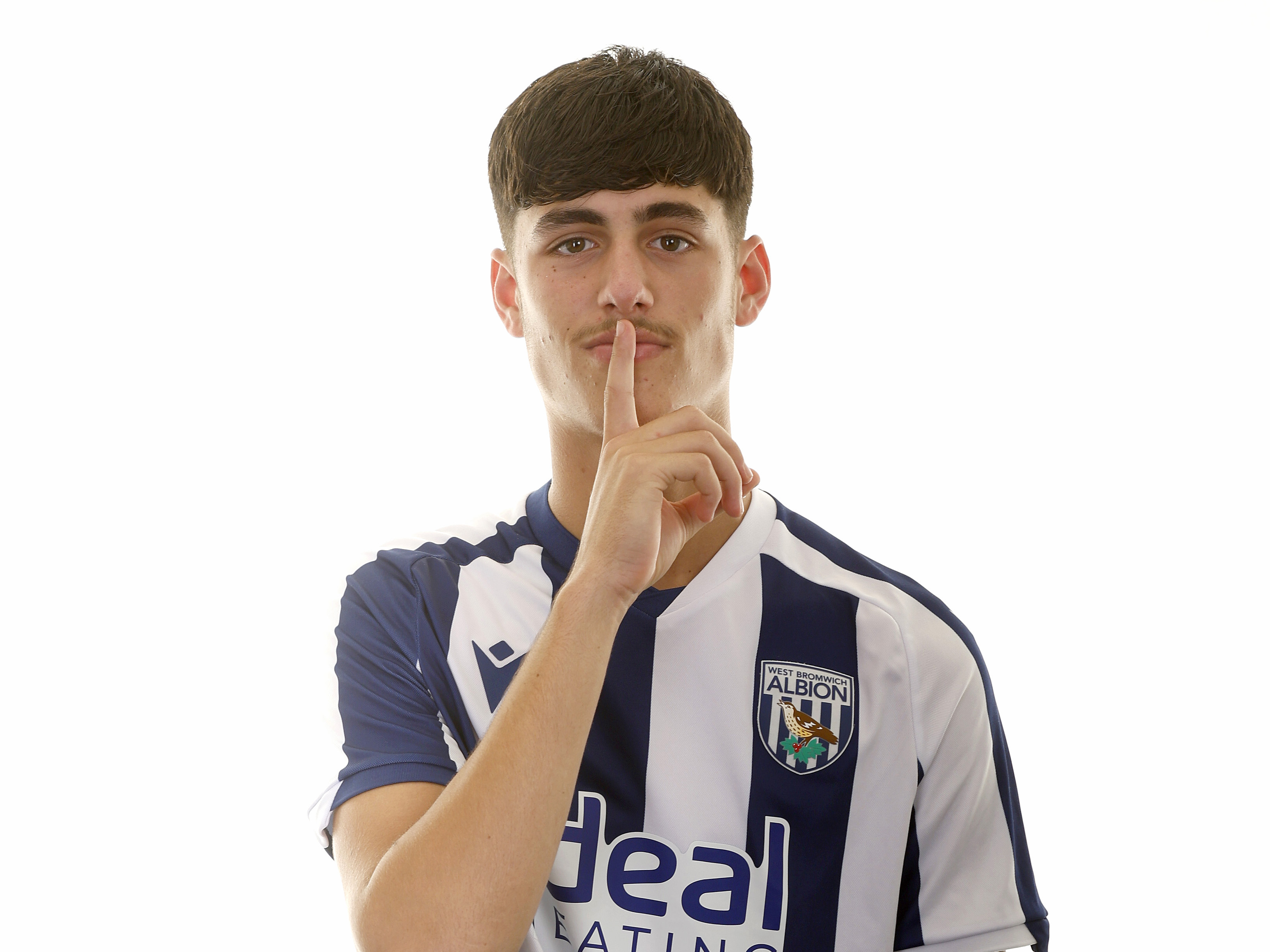 A photo of U18 attacker Rio Parmar in the 2025/26 home kit